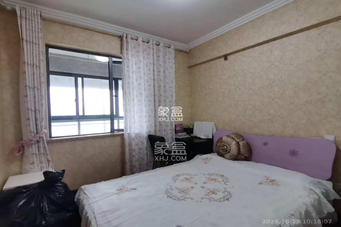 西子一间 2室1厅1卫 2300.0元/月 西子一间 2室1厅1卫 2300.0元/月室内图