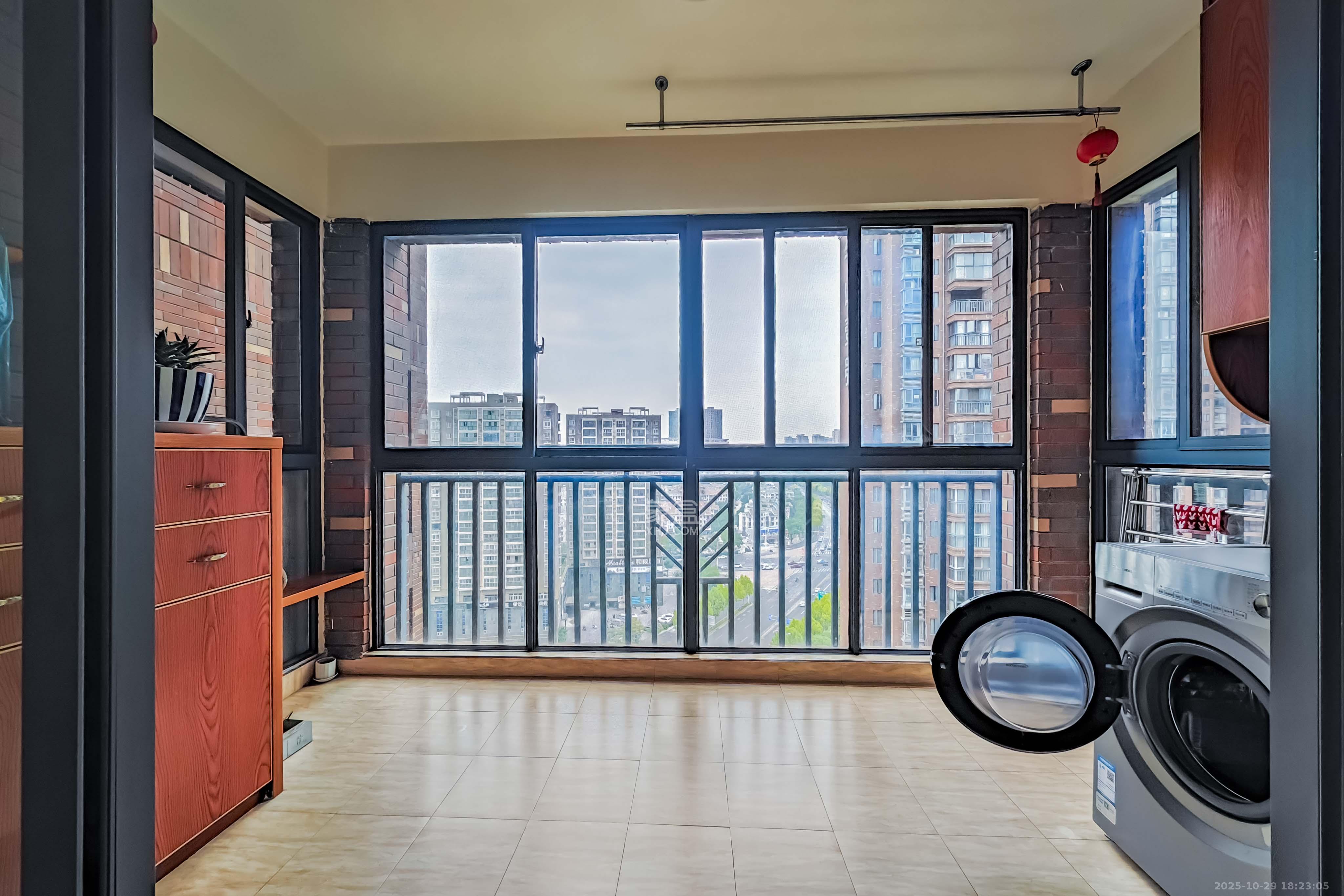 半山壹号  3室2厅2卫    138.0万其他