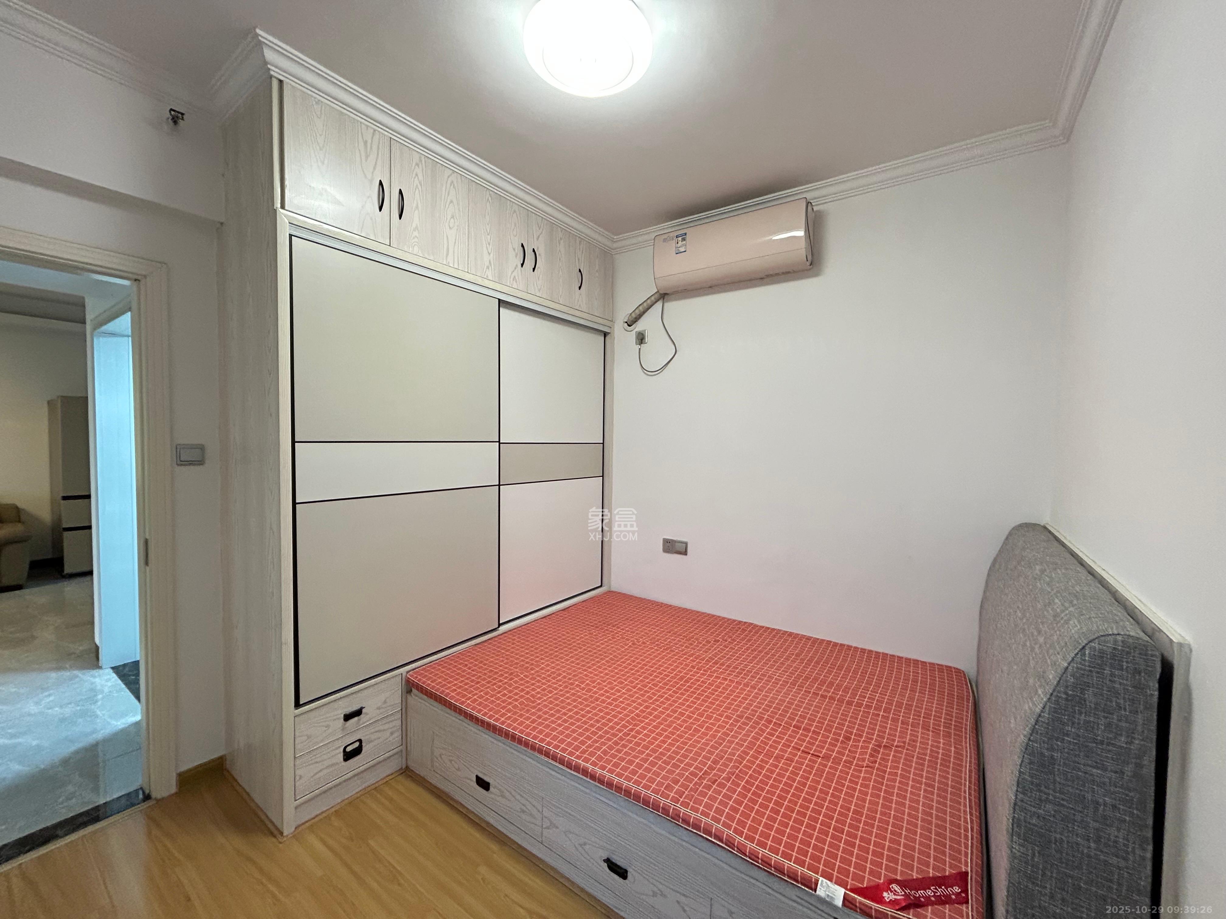 达美D6区  2室1厅1卫    2800.0元/月室内图