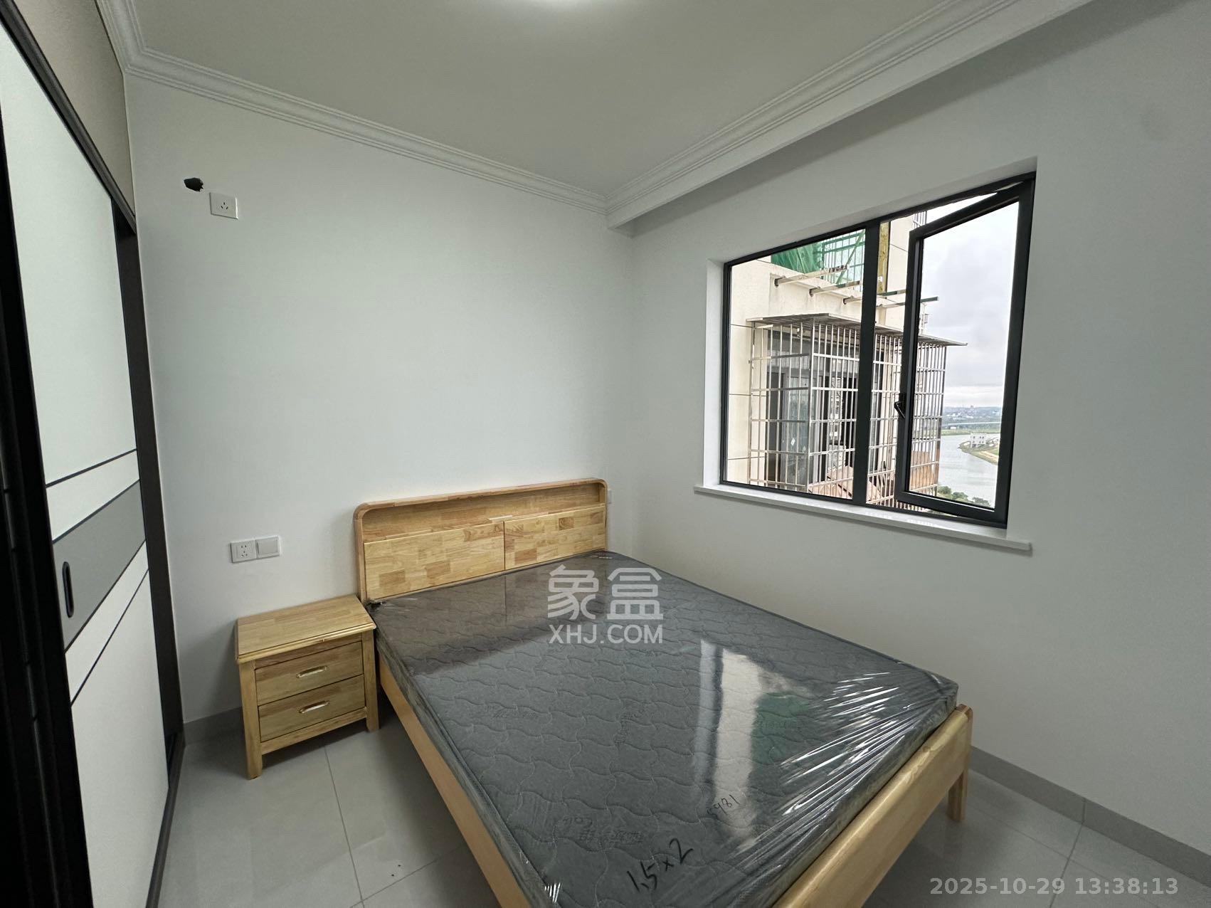 和景家园二期  2室2厅1卫    1900.0元/月 和景家园二期  2室2厅1卫    1900.0元/月室内图