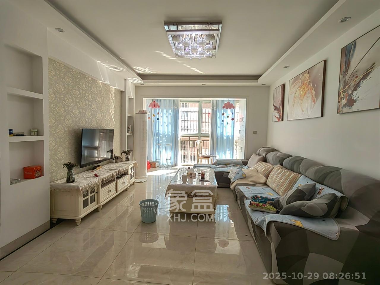 南郡雅园  2室2厅1卫    1500.0元/月室内图1