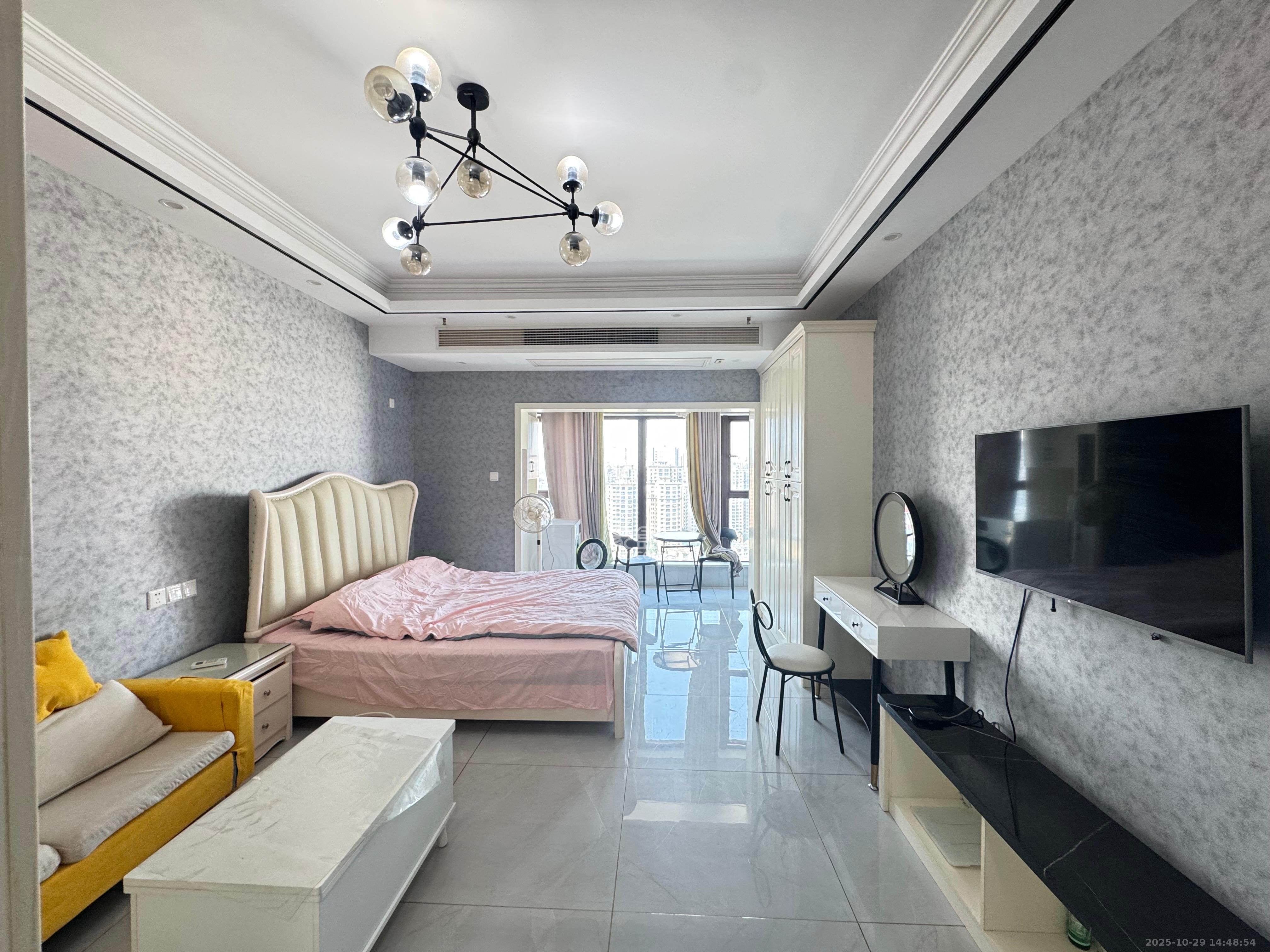 高升时代广场(冠铭商务中心)  1室0厅0卫    1700.0元/月 高升时代广场(冠铭商务中心)  1室0厅0卫    1700.0元/月室内图