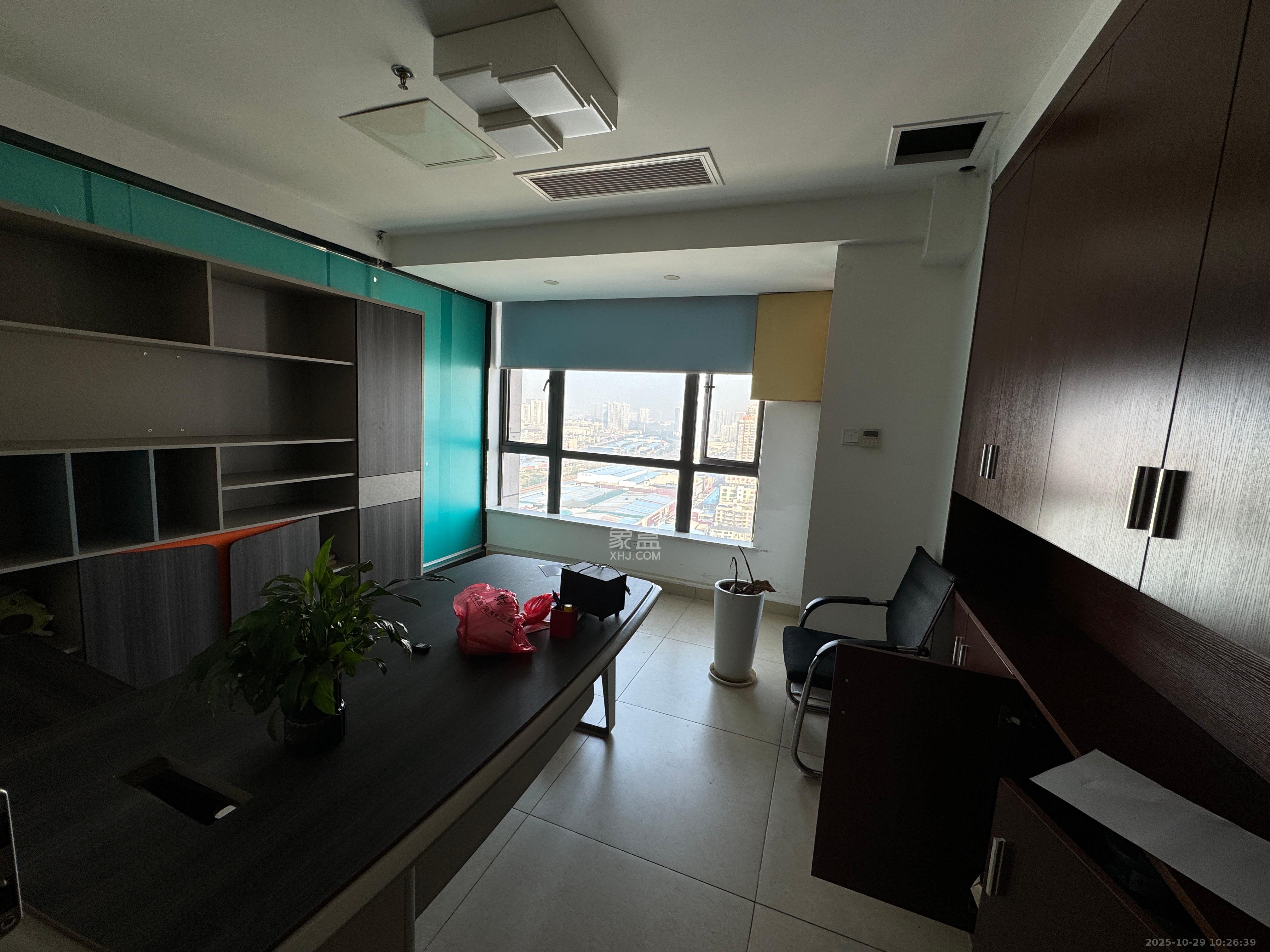 湘域相遇  1室1厅1卫    12000.0元/月 湘域相遇  1室1厅1卫    12000.0元/月室内图