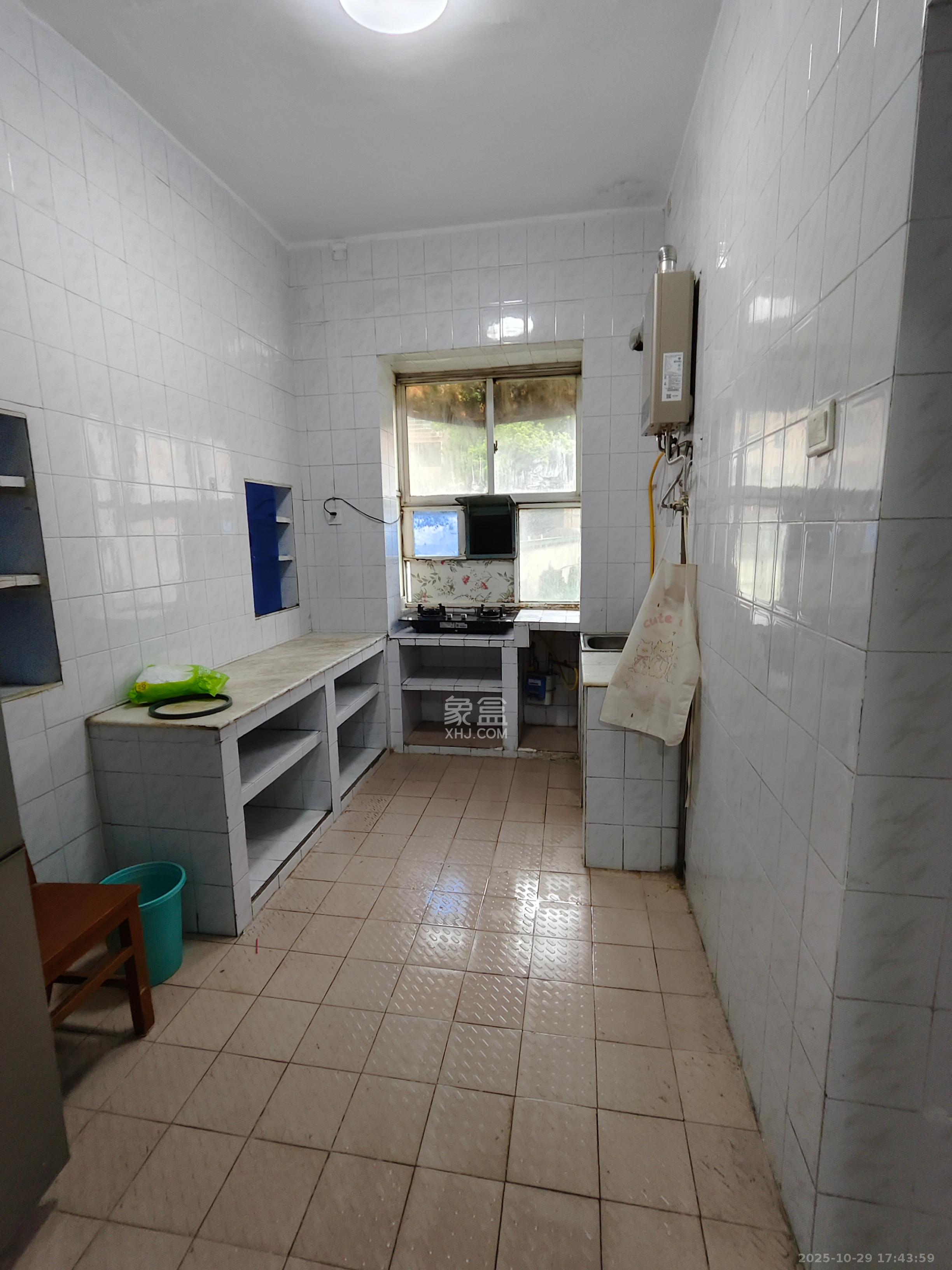 省医疗器械药品公司宿舍  4室1厅1卫    1800.0元/月室内图