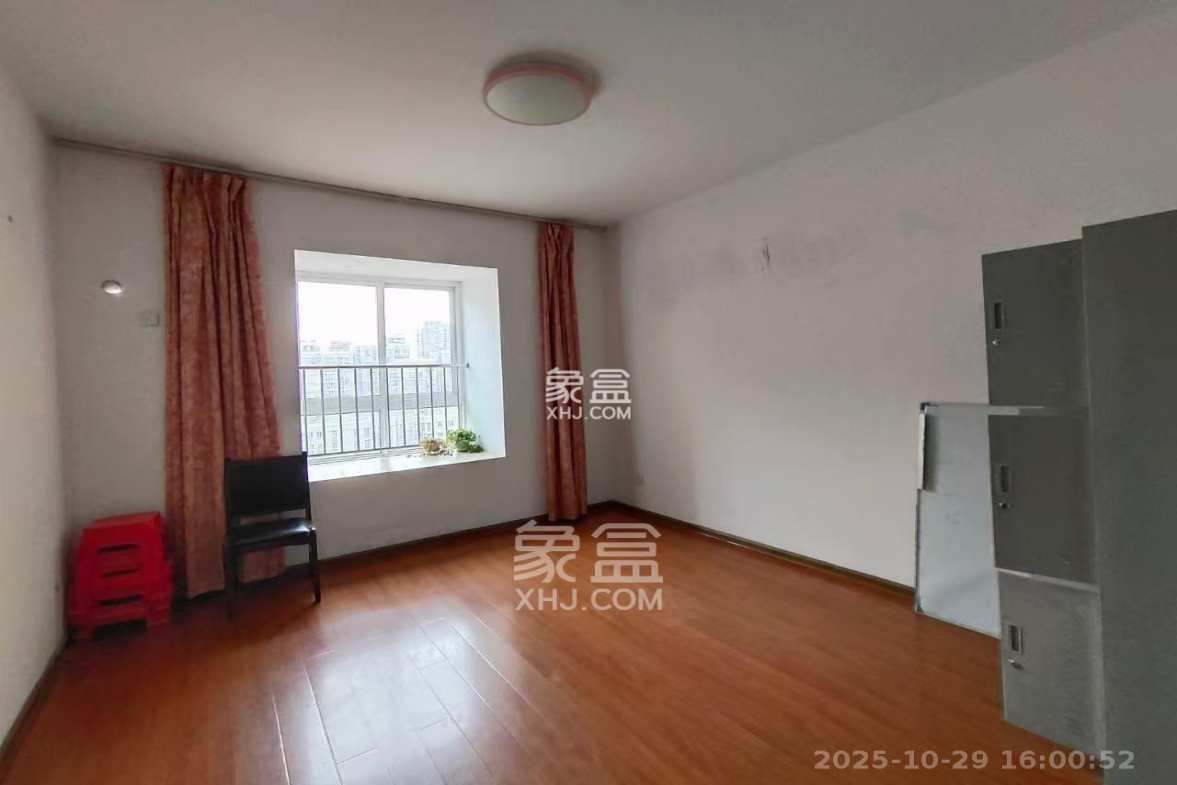 上河国际C区  3室1厅2卫    2500.0元/月 上河国际C区  3室1厅2卫    2500.0元/月室内图