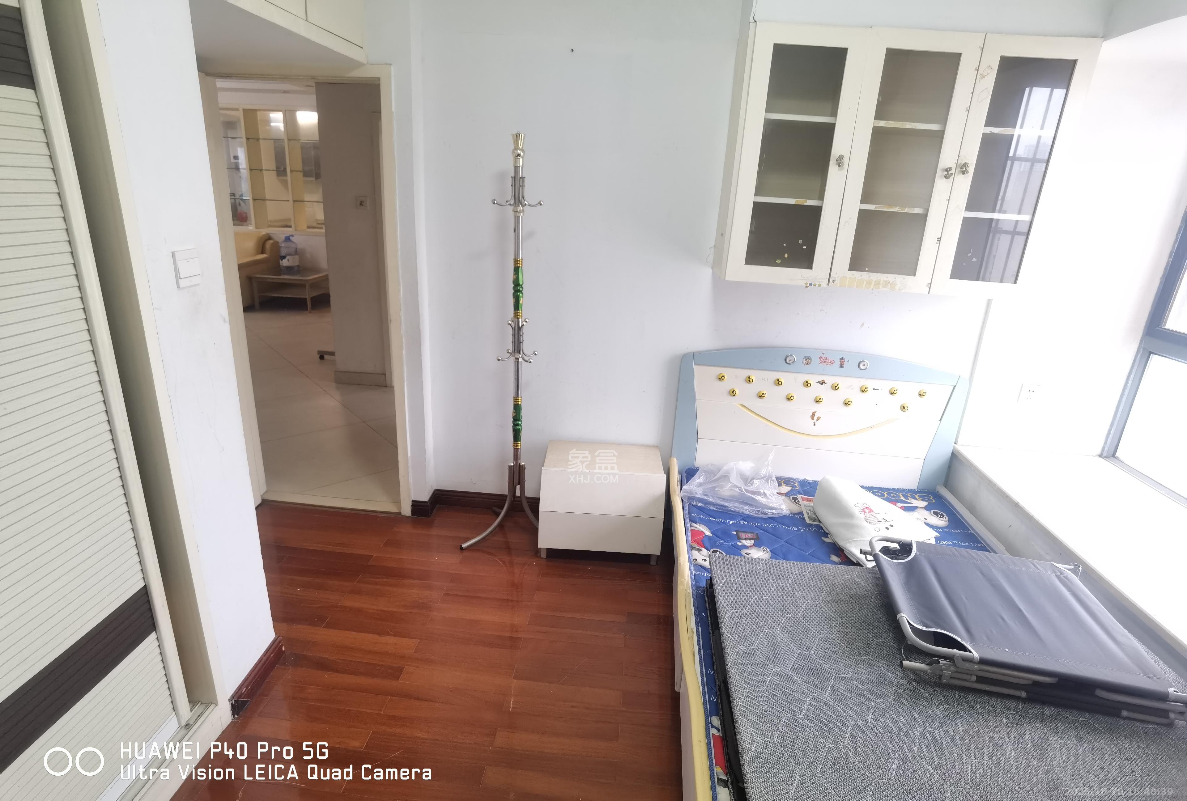 欧园  3室2厅2卫    2800.0元/月 欧园  3室2厅2卫    2800.0元/月室内图