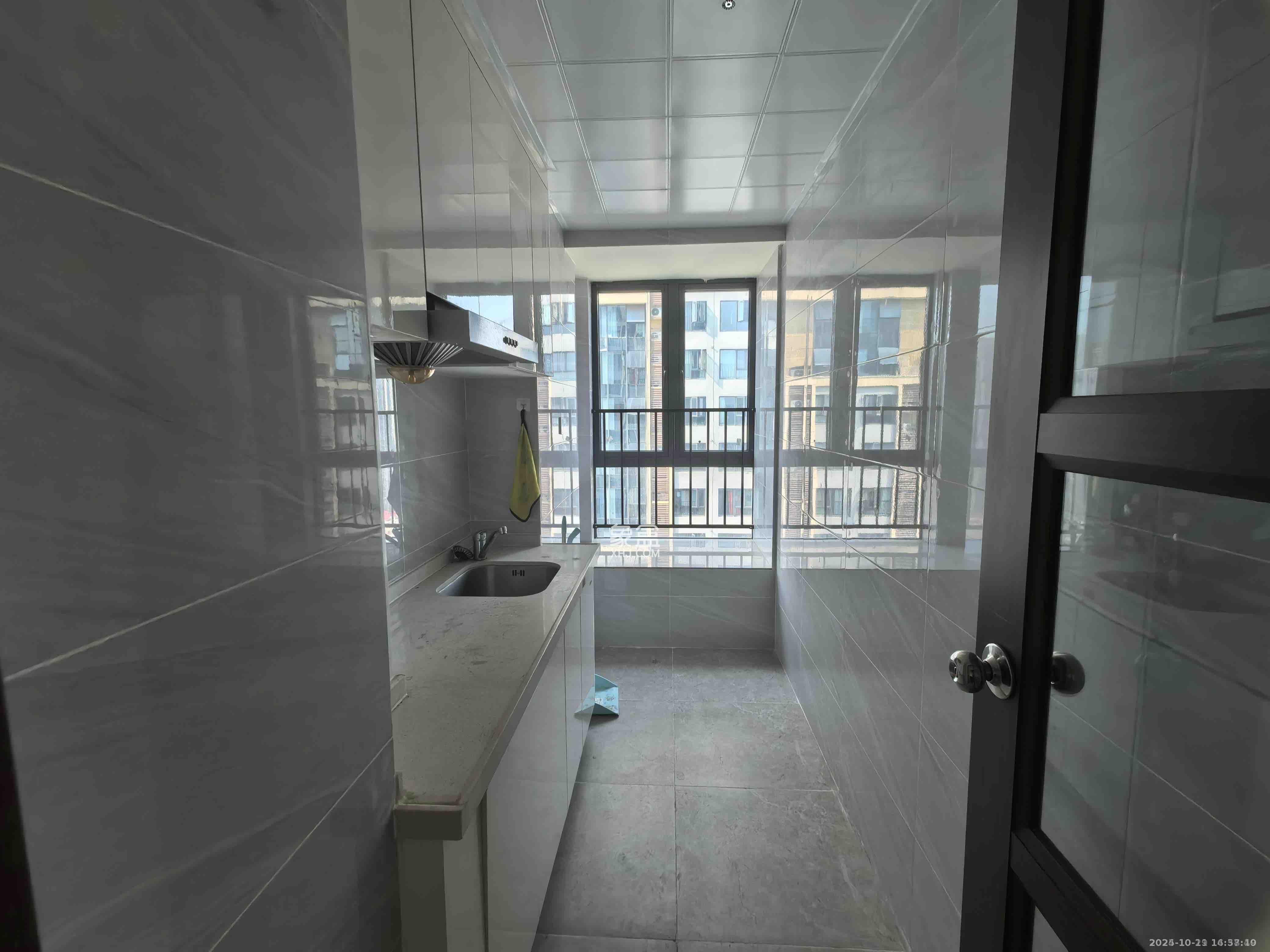 碧桂园印象 2室2厅1卫 2500.0元/月 碧桂园印象 2室2厅1卫 2500.0元/月室内图