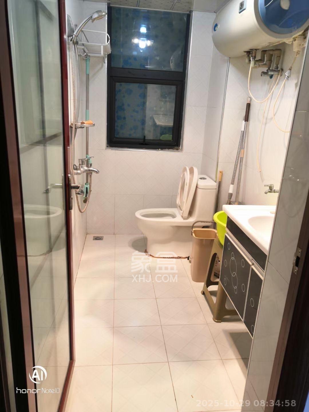 天元涉外桃园  2室2厅1卫    2200.0元/月室内图