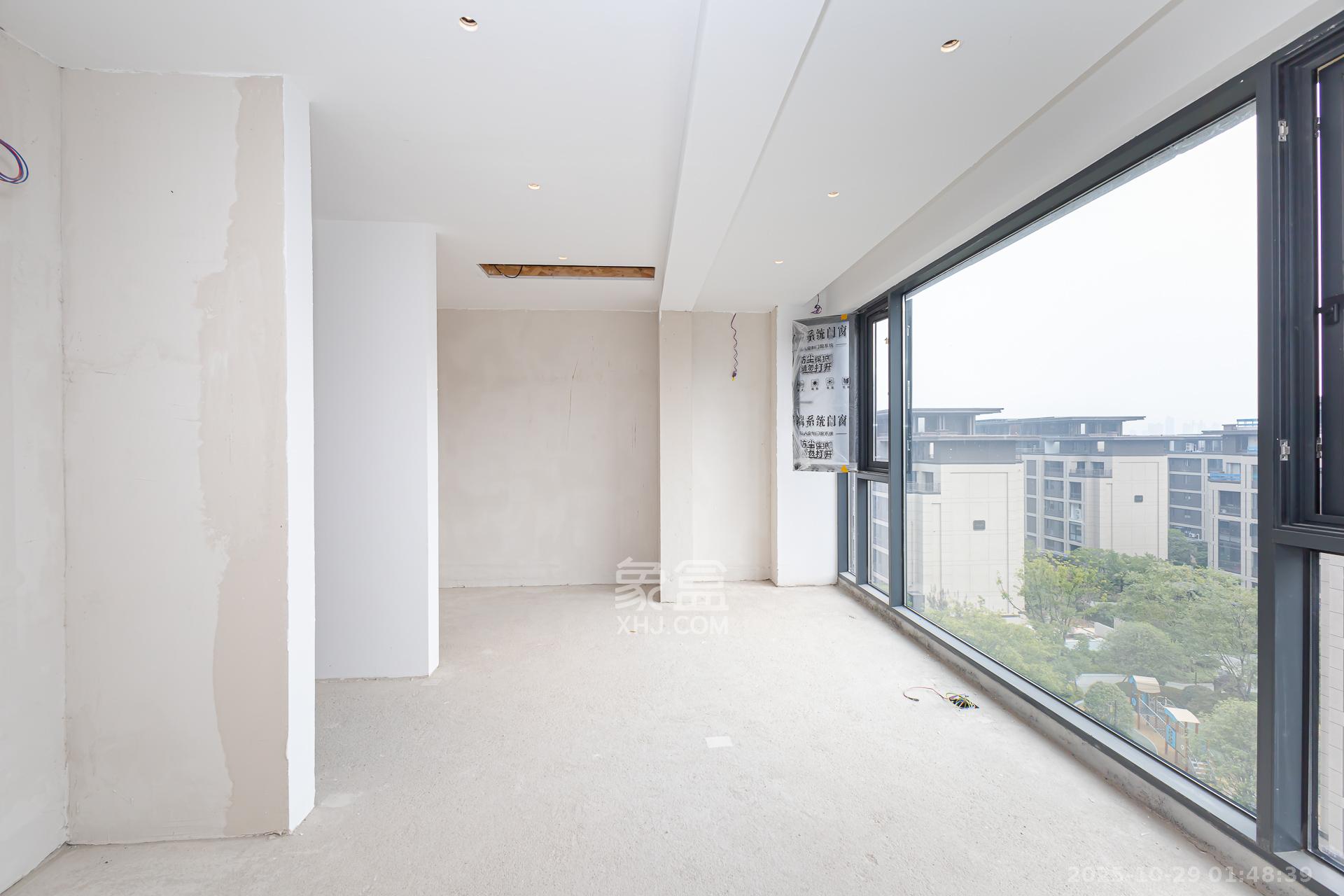 时代建发和著  6室2厅5卫    498.0万 时代建发和著  6室2厅5卫    498.0万卧室