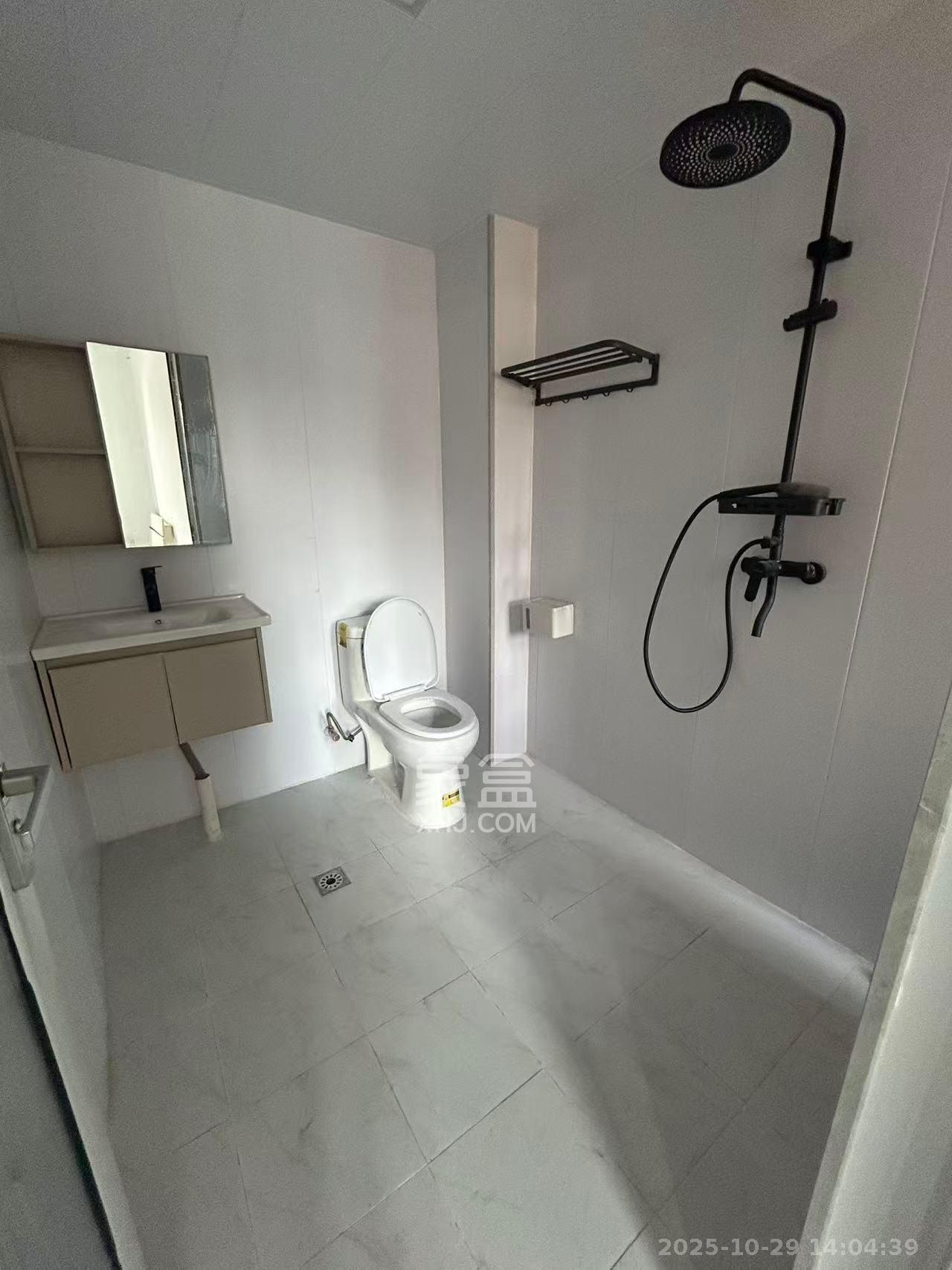 协信星澜汇  4室2厅2卫    1050.0元/月室内图