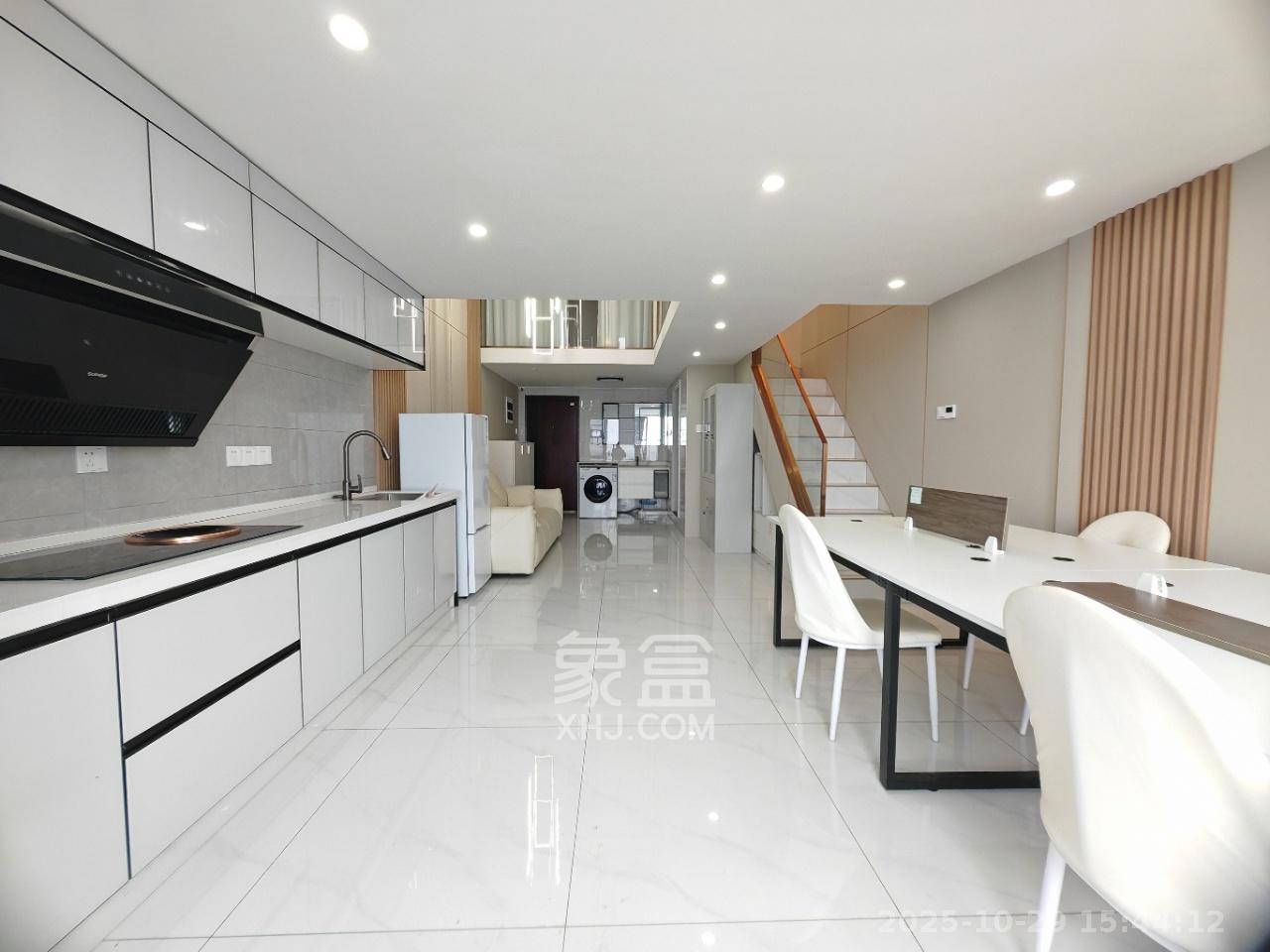 京武浪琴山三期（京武中心）  2室1厅1卫    3200.0元/月