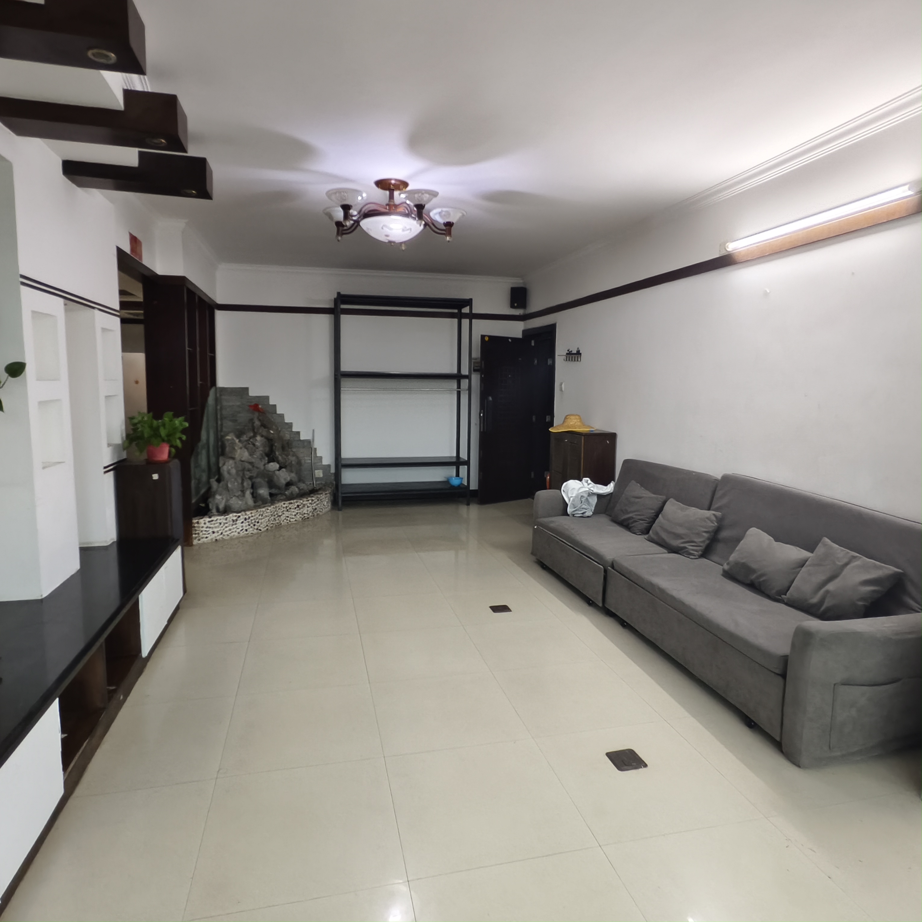 美舍苑 3室2厅2卫 2200.0元/月 美舍苑 3室2厅2卫 2200.0元/月室内图