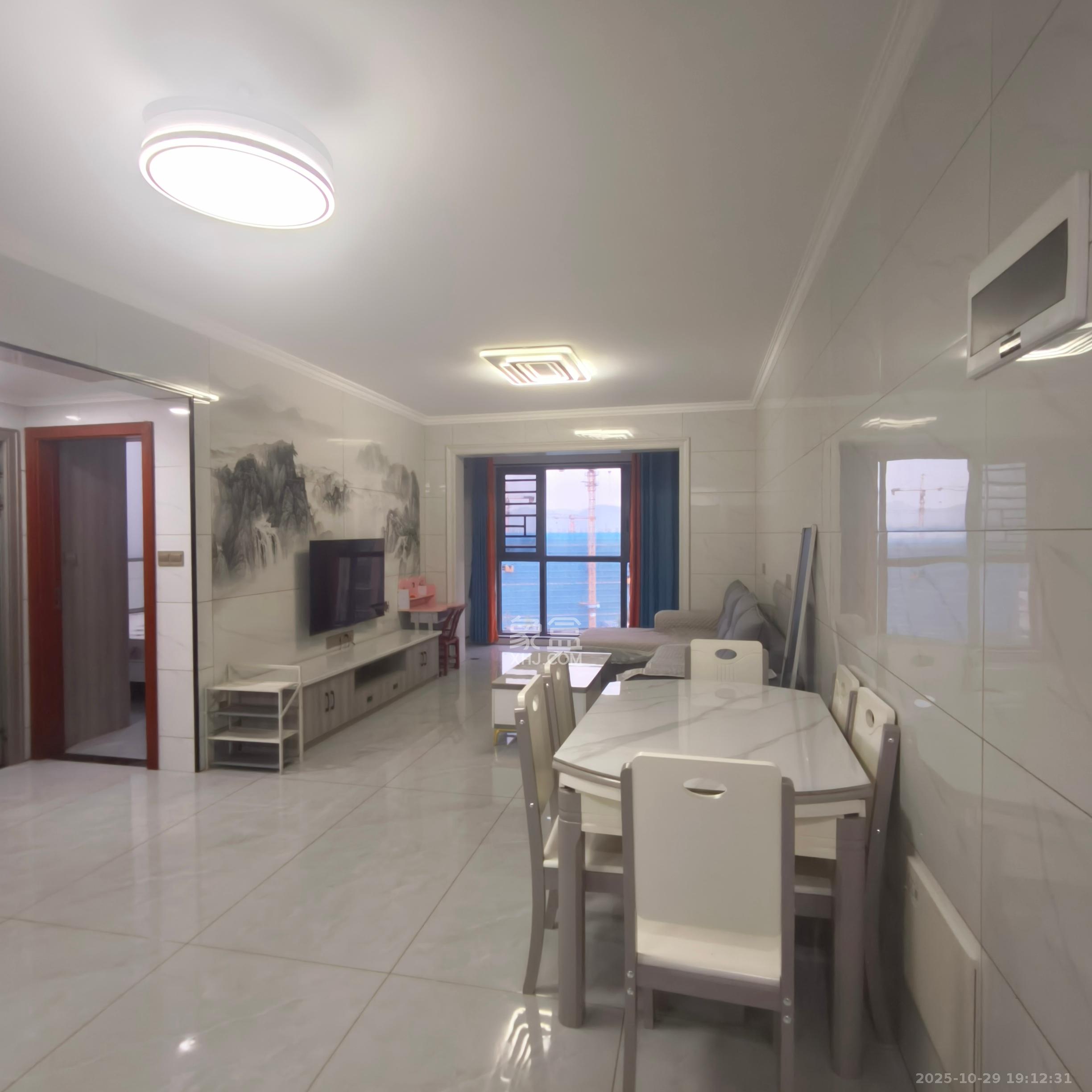 和润园三期  2室1厅1卫    2300.0元/月室内图