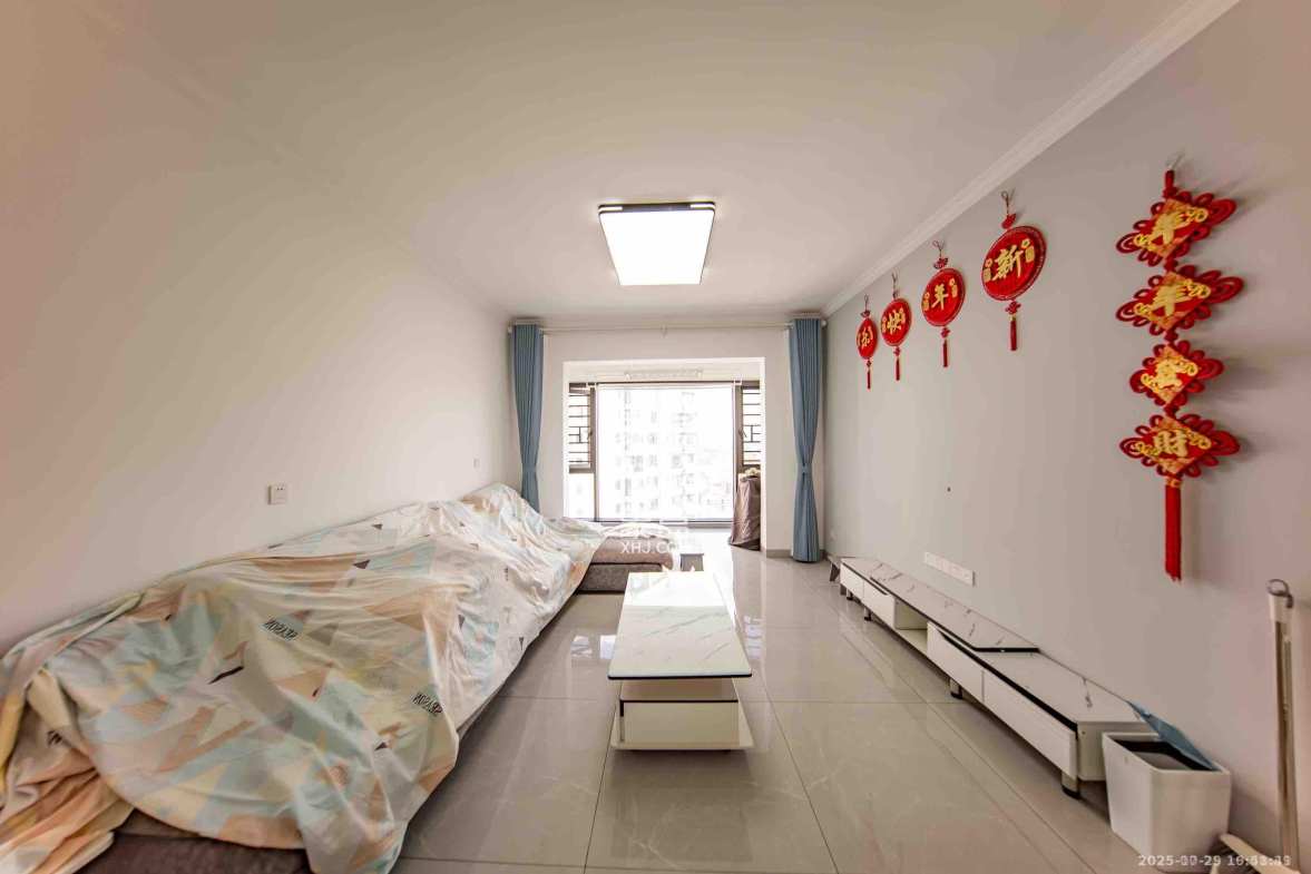 蔷薇国际 3室2厅2卫 2200.0元/月 蔷薇国际 3室2厅2卫 2200.0元/月室内图