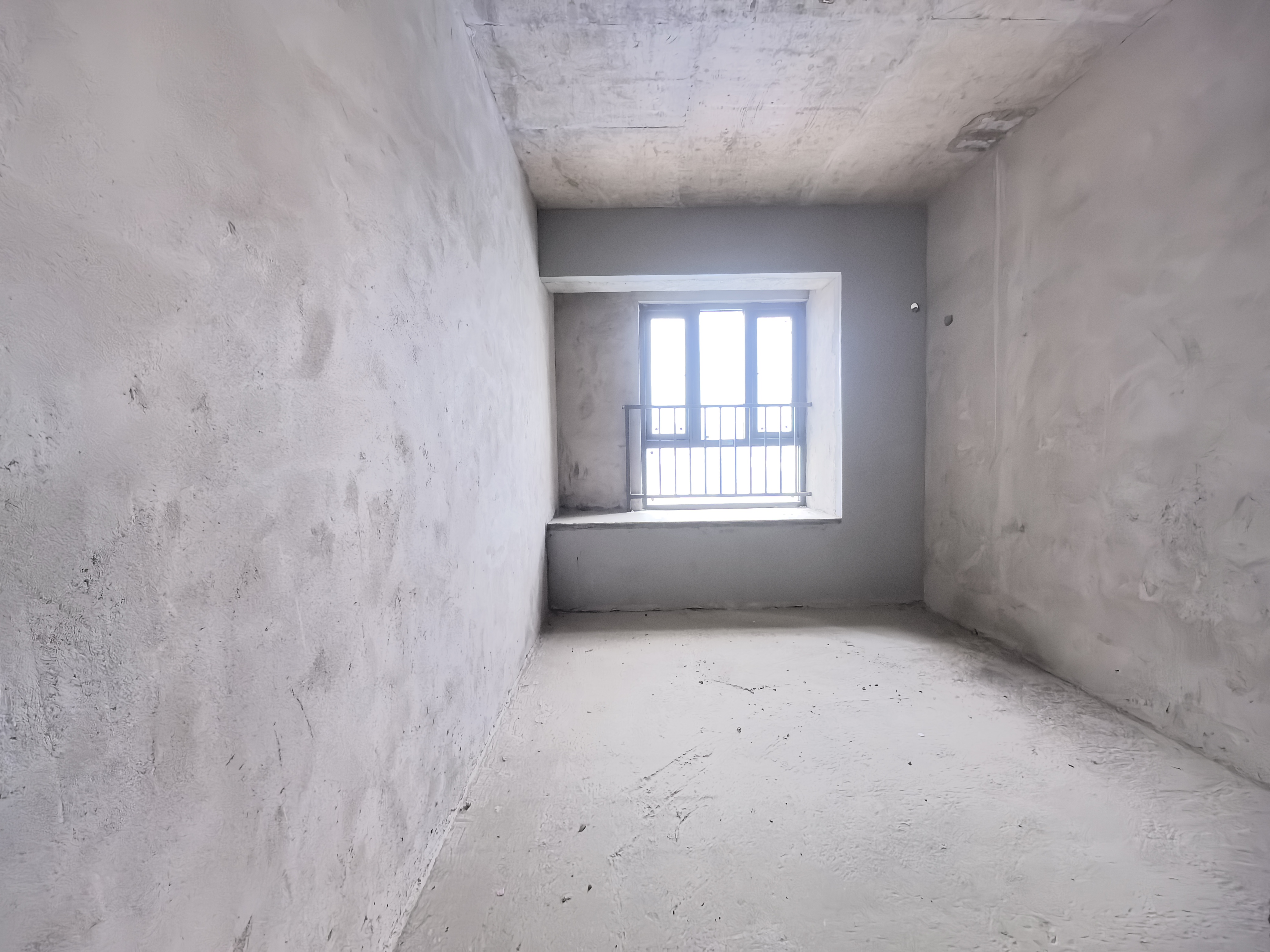 昊天珑璟湾  3室2厅1卫    55.0万客厅