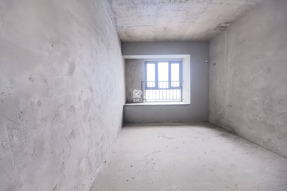 昊天珑璟湾 3室2厅1卫 55.0万 昊天珑璟湾 3室2厅1卫 55.0万客厅