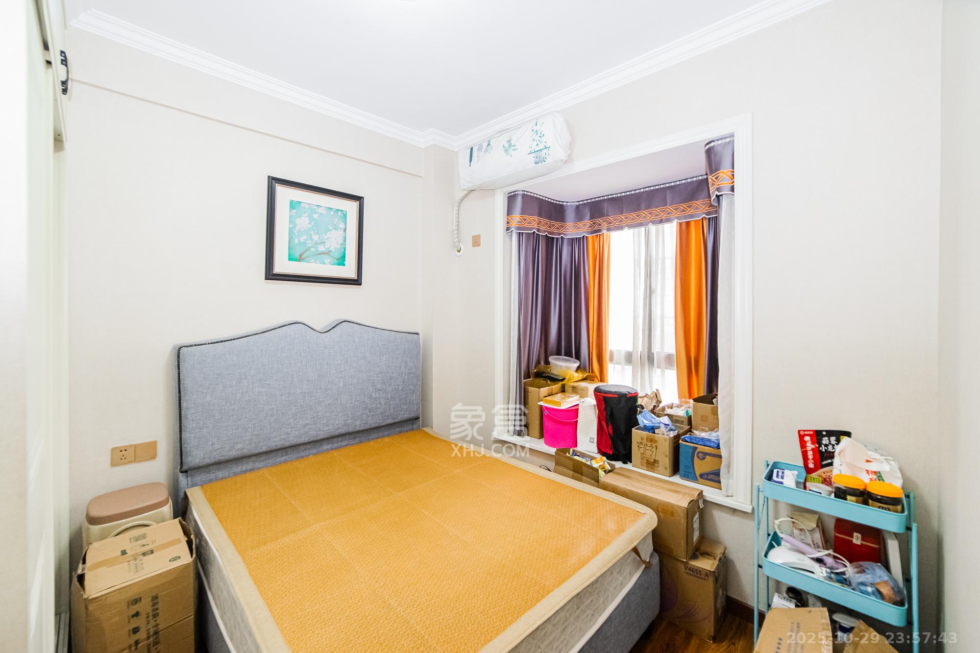 水岸兰庭  3室2厅1卫    108.0万 水岸兰庭  3室2厅1卫    108.0万卧室