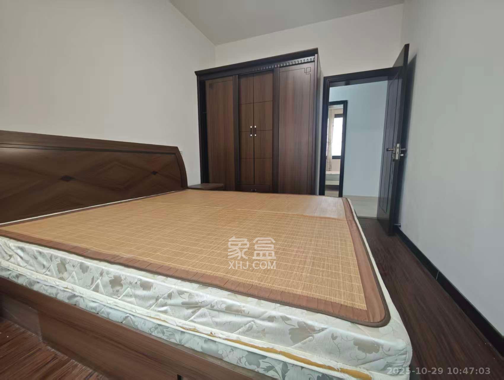 潭邵佳园  4室2厅2卫    45.8万 潭邵佳园  4室2厅2卫    45.8万其他