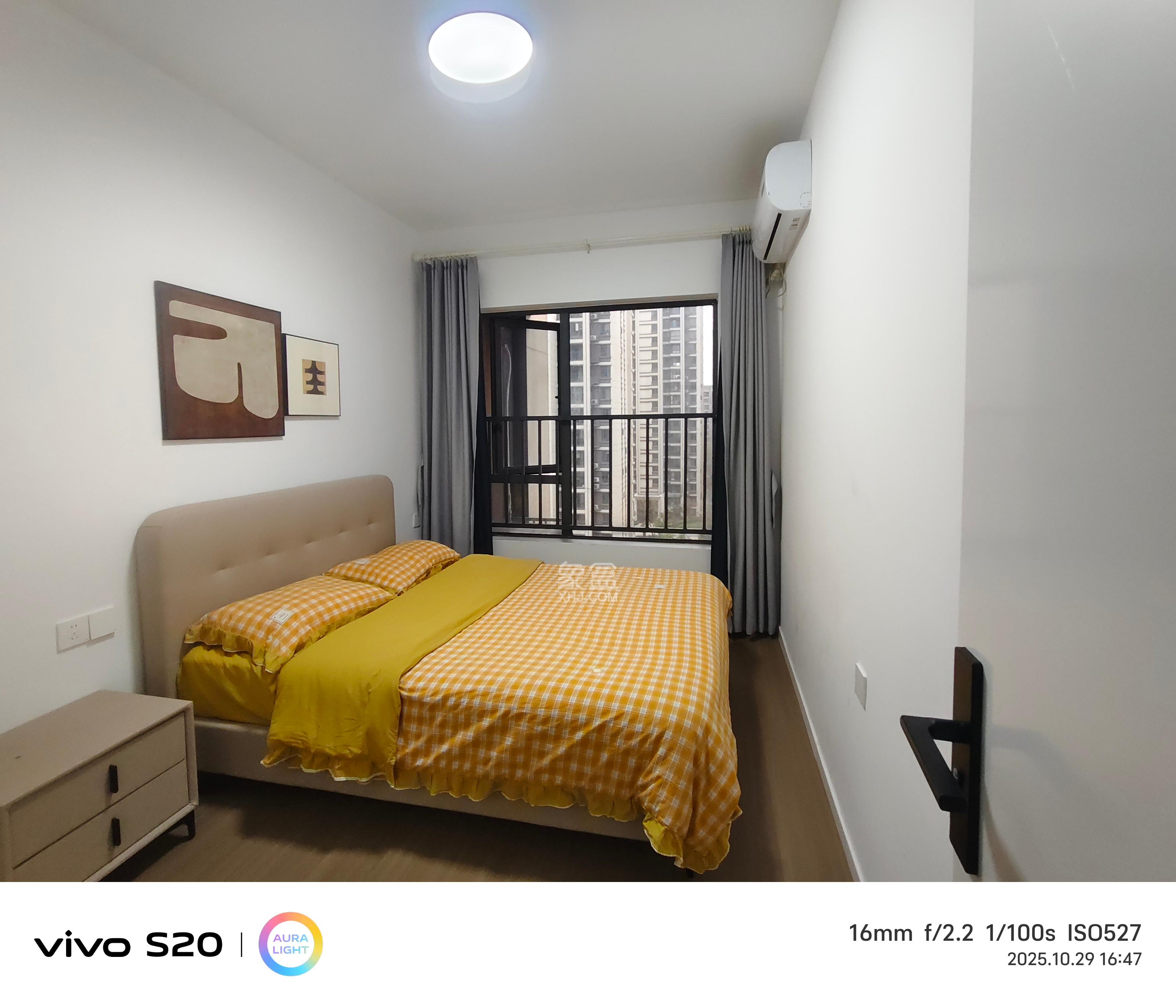 荣盛城 4室2厅2卫 3200.0元/月 荣盛城 4室2厅2卫 3200.0元/月室内图