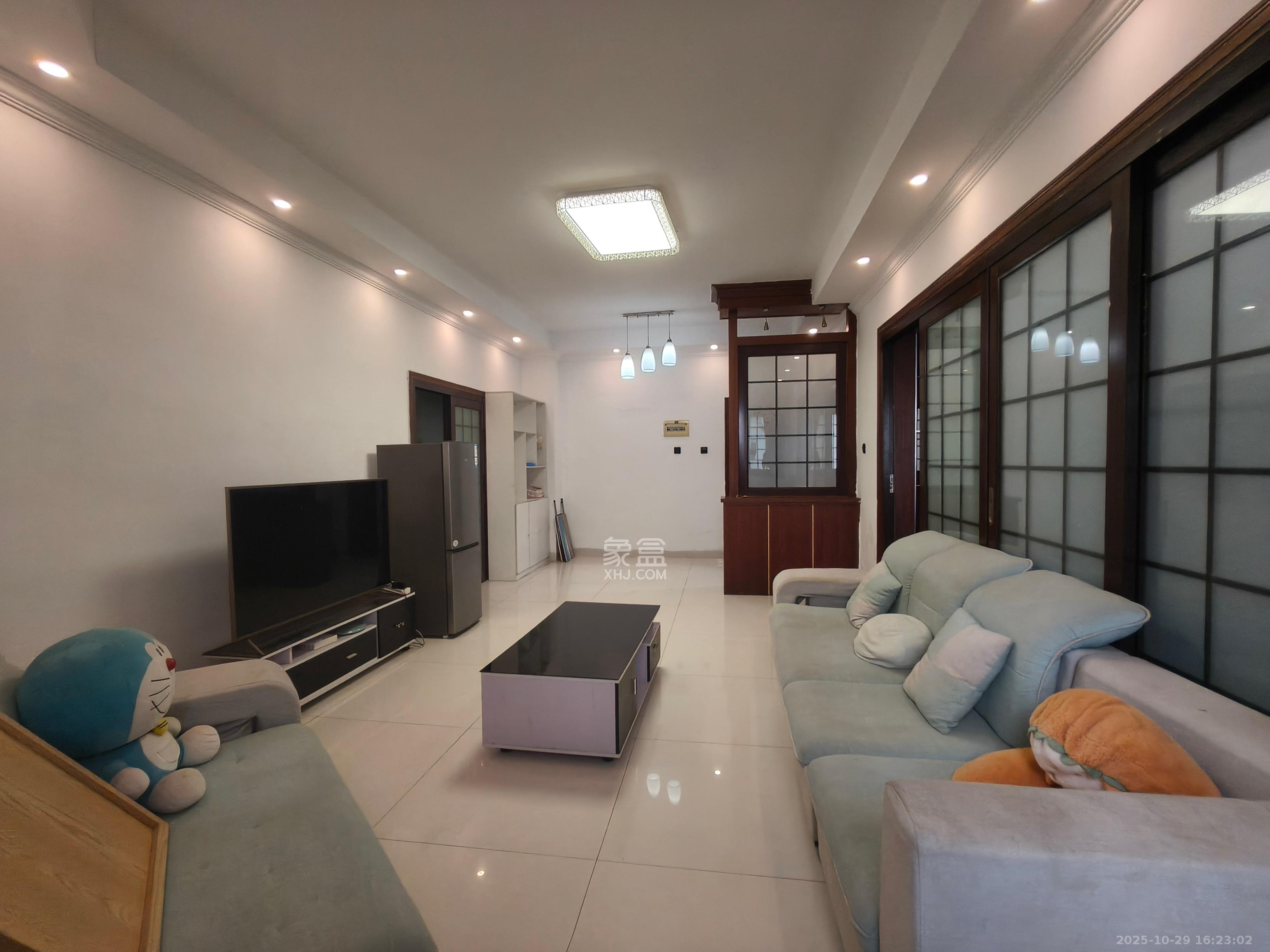 楚天家园 1室1厅1卫 1300.0元/月 楚天家园 1室1厅1卫 1300.0元/月室内图