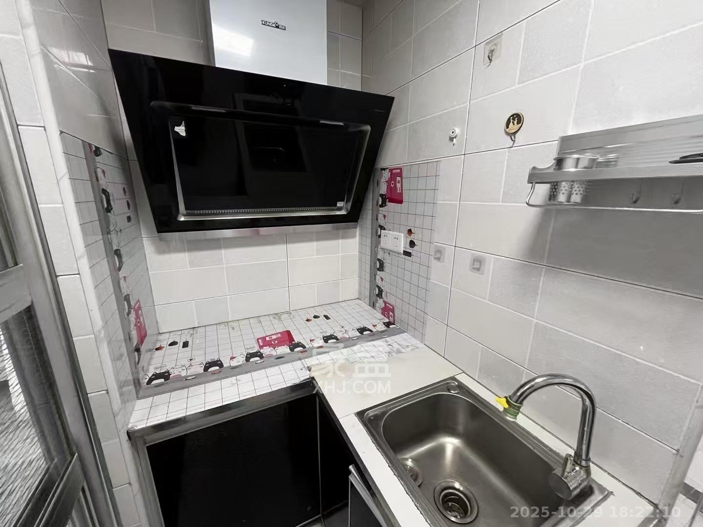 东宜兰园 1室1厅1卫 1100.0元/月 东宜兰园 1室1厅1卫 1100.0元/月室内图