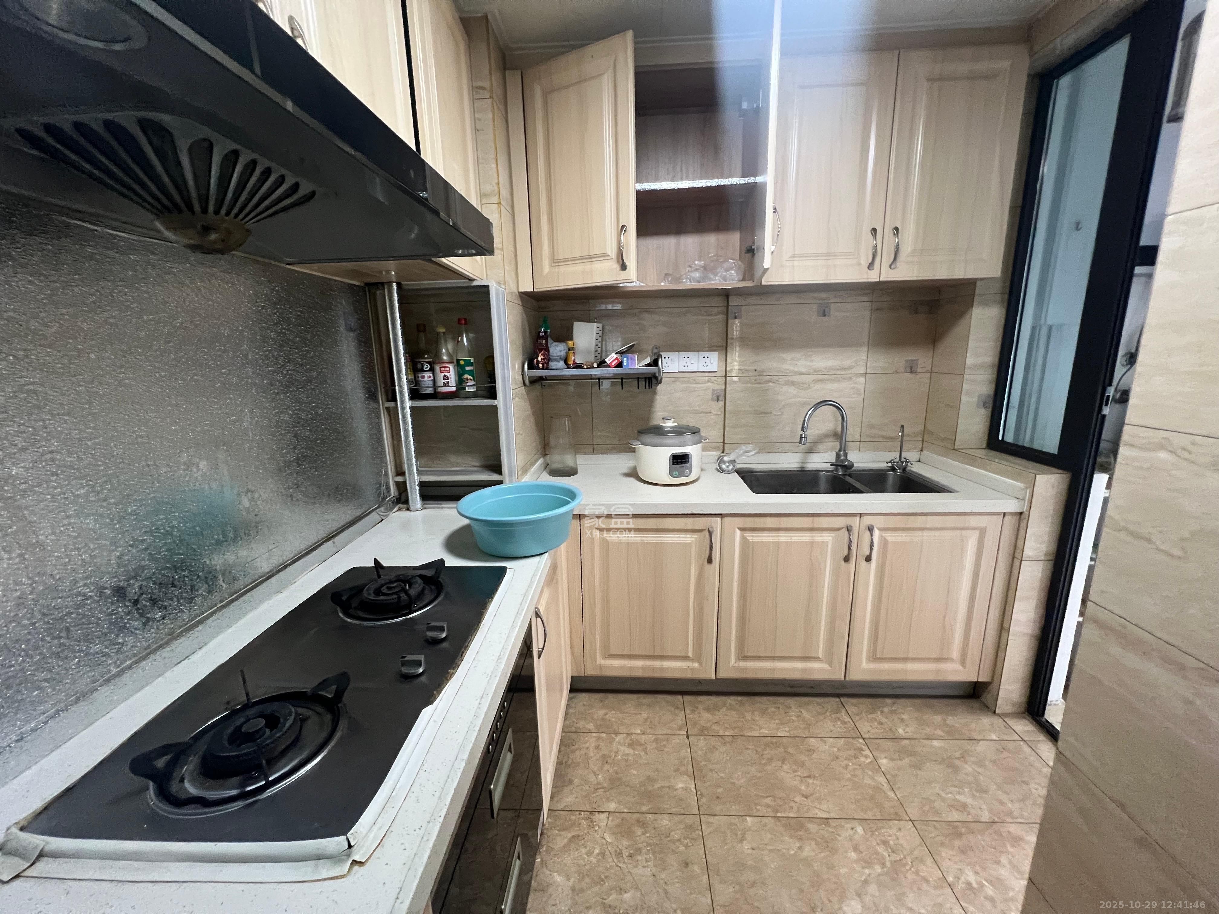 万润滨江天著 4室2厅2卫 3000.0元/月 万润滨江天著 4室2厅2卫 3000.0元/月室内图