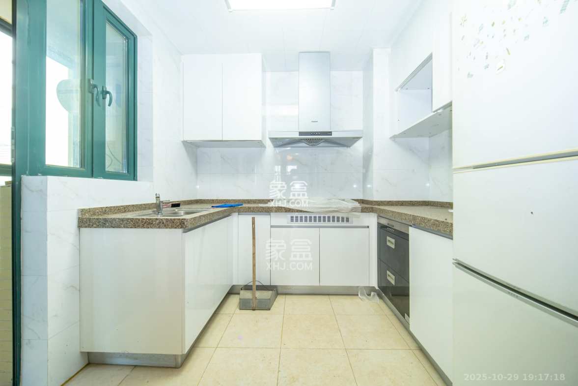 恒大雅苑 1室0厅0卫 100.0万 恒大雅苑 1室0厅0卫 100.0万厨房