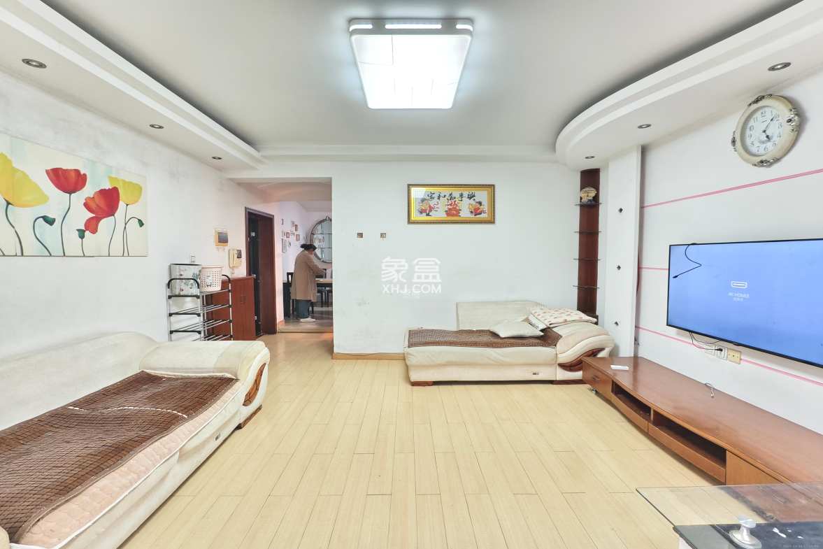 金色山庄  2室2厅1卫    2200.0元/月 金色山庄  2室2厅1卫    2200.0元/月室内图