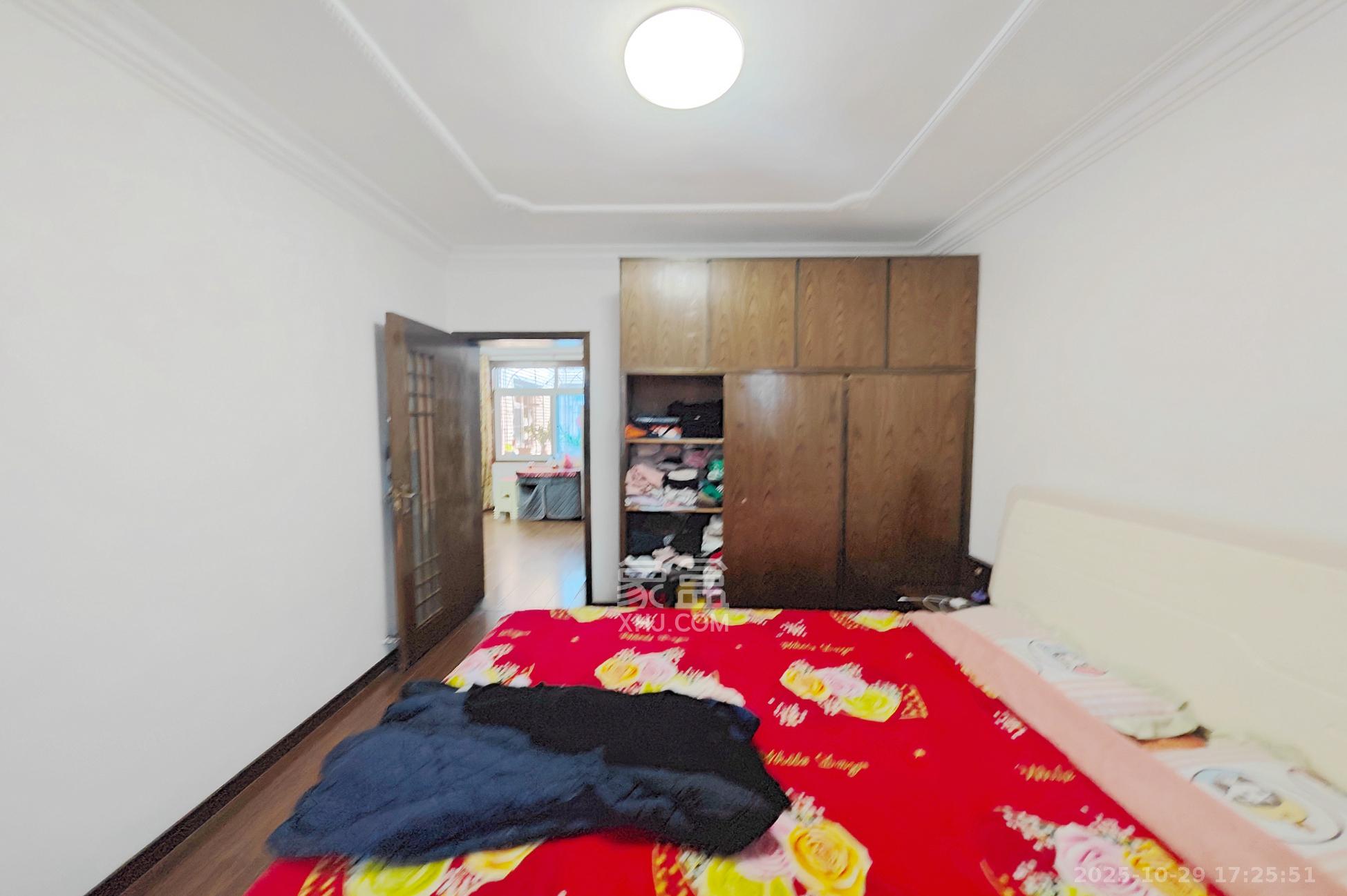 四达花苑  2室1厅1卫    41.8万卧室