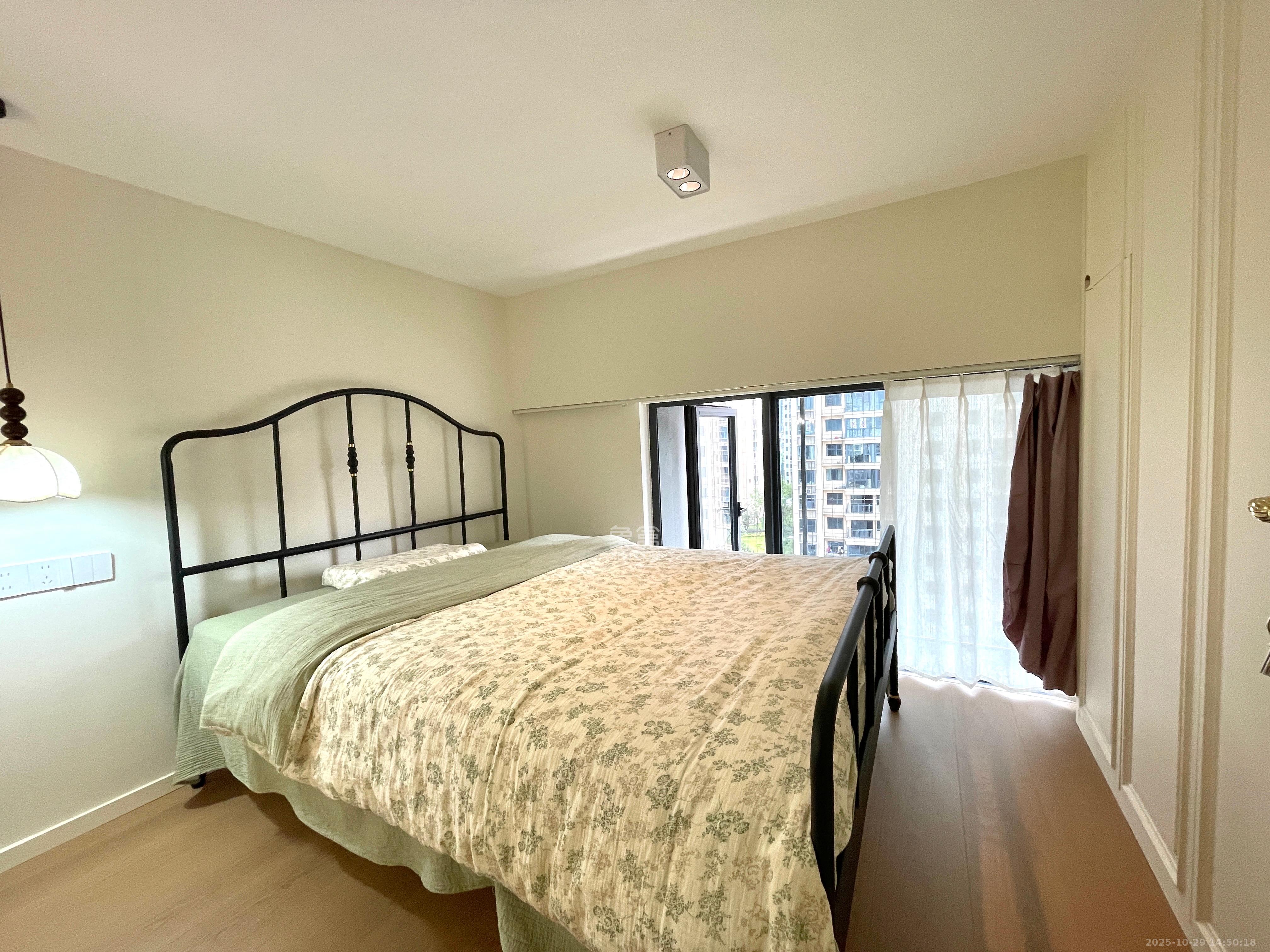 力高凤凰新天  2室1厅1卫    3000.0元/月室内图