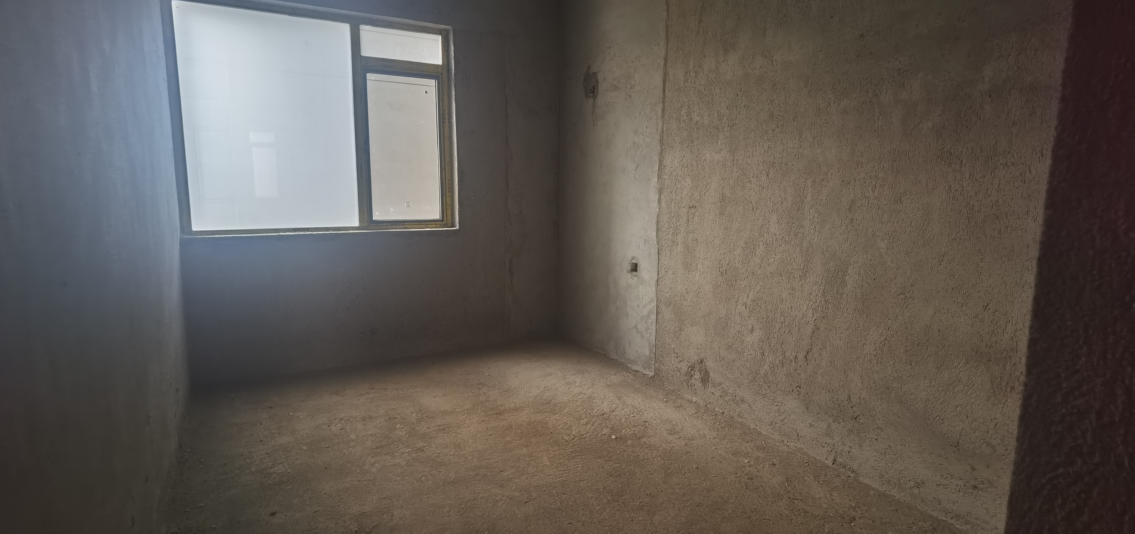 大汉龙苑 4室2厅2卫 55.8万 大汉龙苑 4室2厅2卫 55.8万客厅