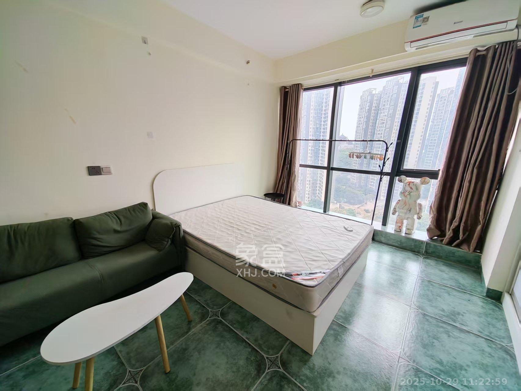 融科东南海  1室0厅1卫    1400.0元/月 融科东南海  1室0厅1卫    1400.0元/月室内图1