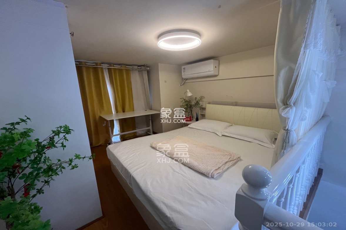 卓越江岸 2室1厅1卫 2600.0元/月 卓越江岸 2室1厅1卫 2600.0元/月室内图