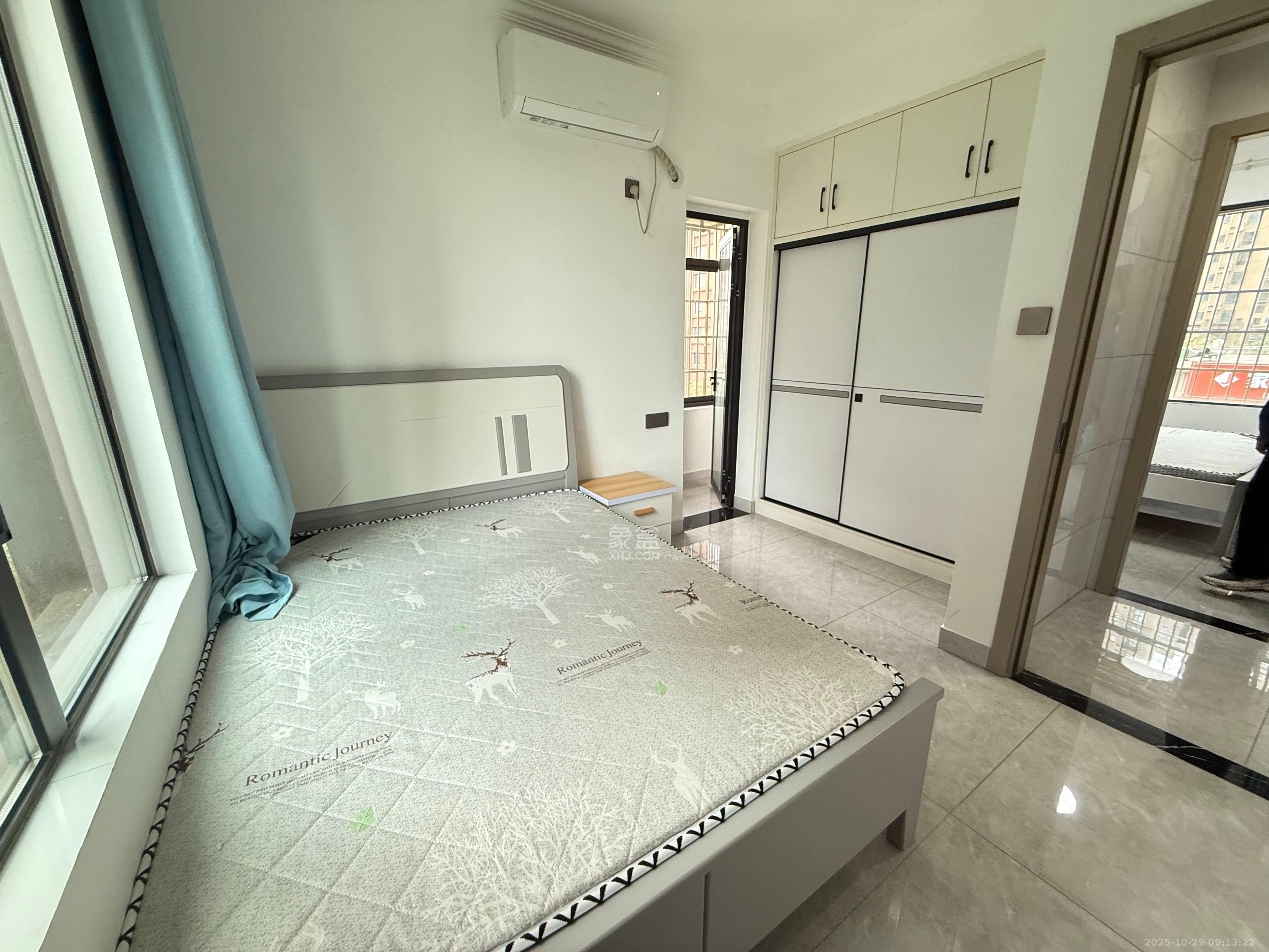 东宜新园  2室1厅1卫    2000.0元/月室内图