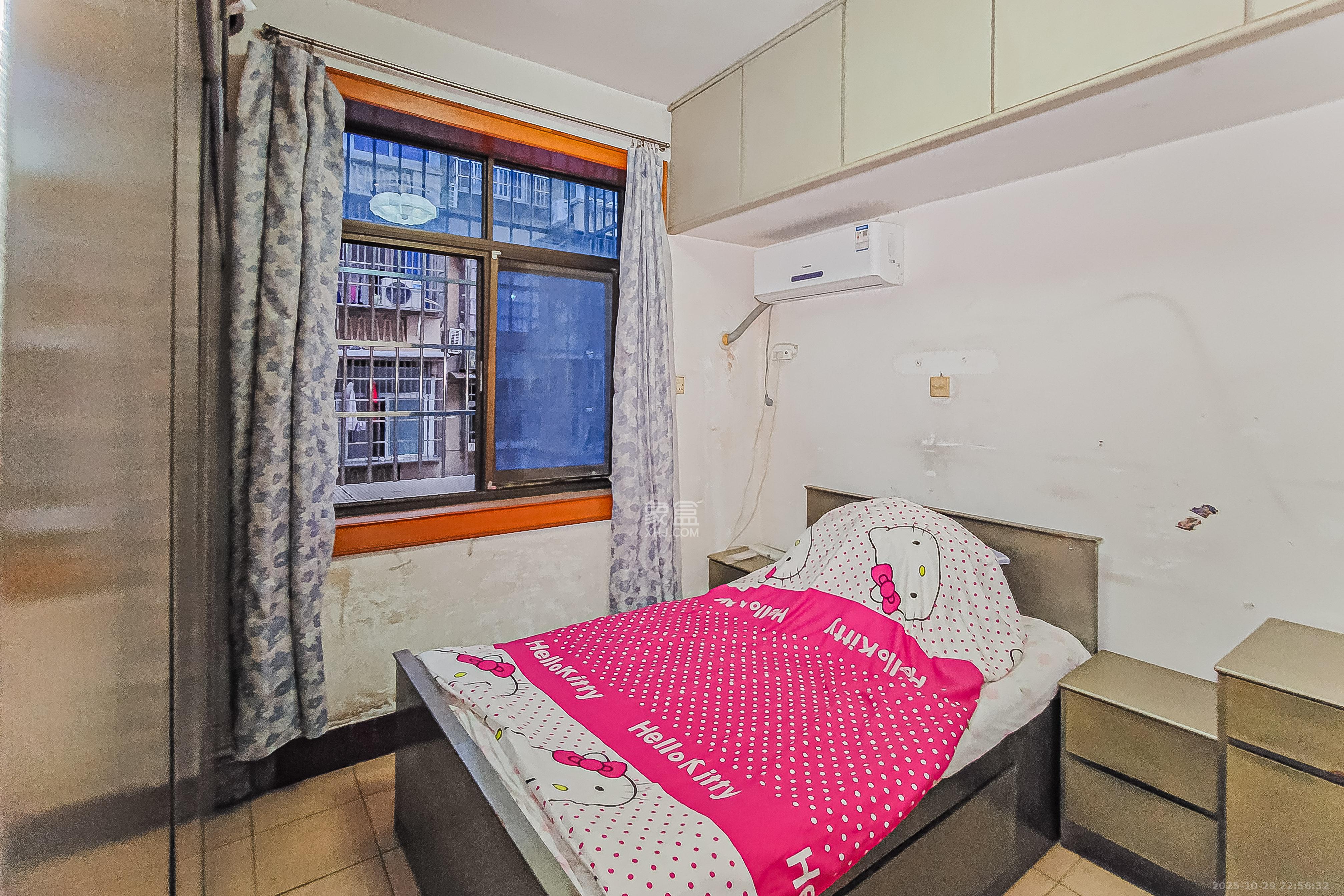 东瓜山一村  3室1厅1卫    28.0万 东瓜山一村  3室1厅1卫    28.0万卧室