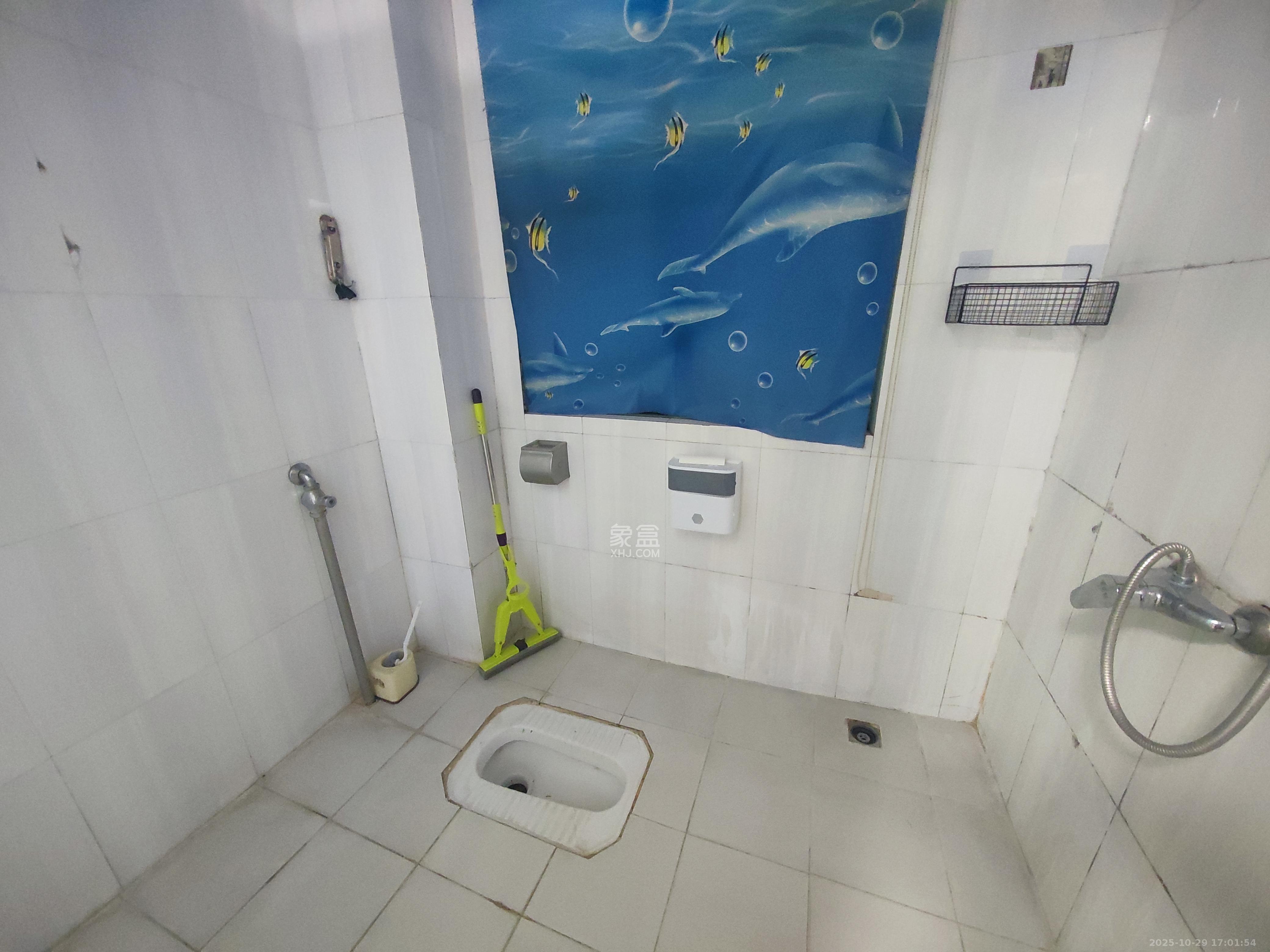 颐美园 3室1厅1卫 2500.0元/月 颐美园 3室1厅1卫 2500.0元/月室内图