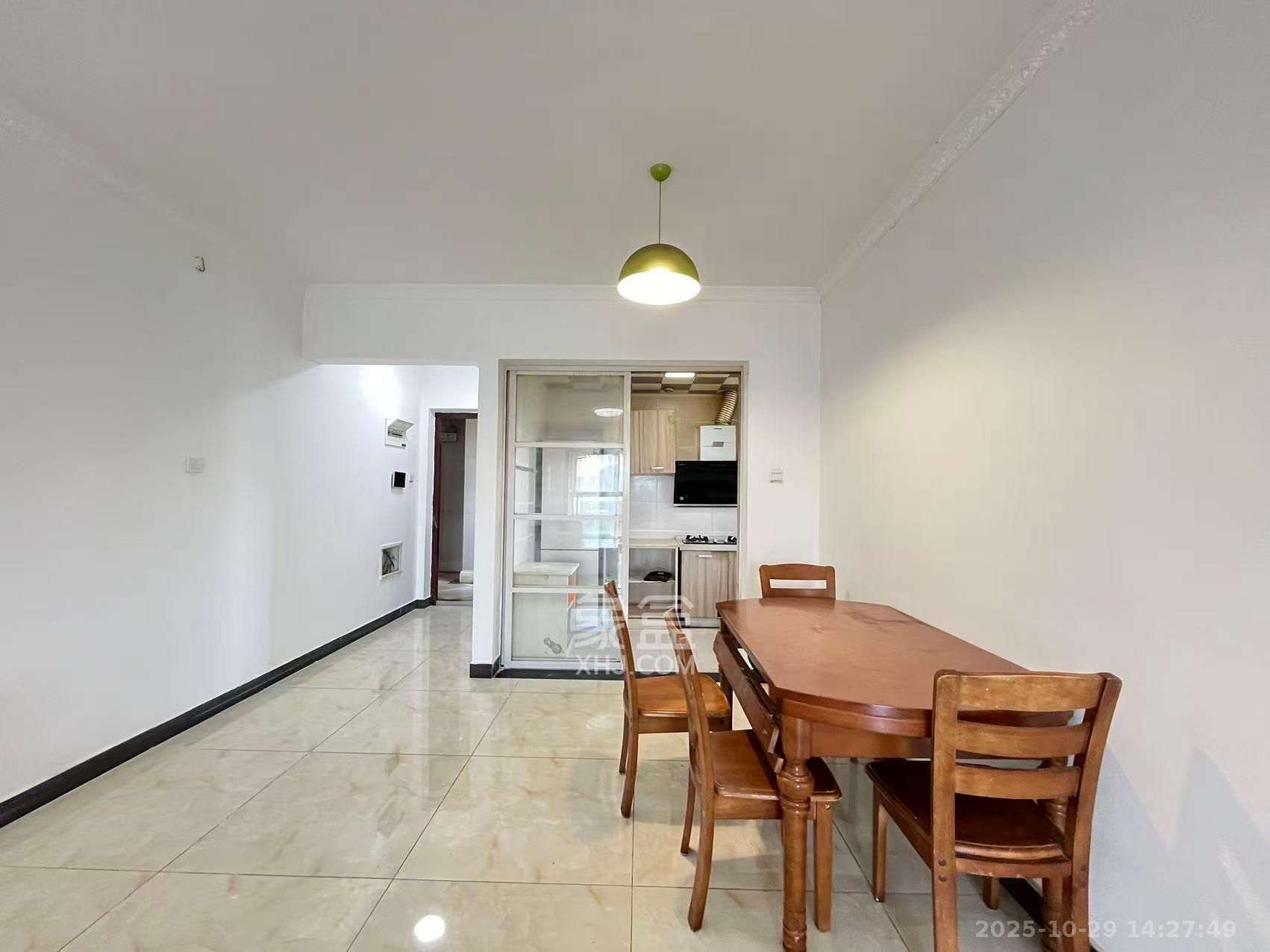 达美D6区  3室2厅2卫    2600.0元/月 达美D6区  3室2厅2卫    2600.0元/月室内图