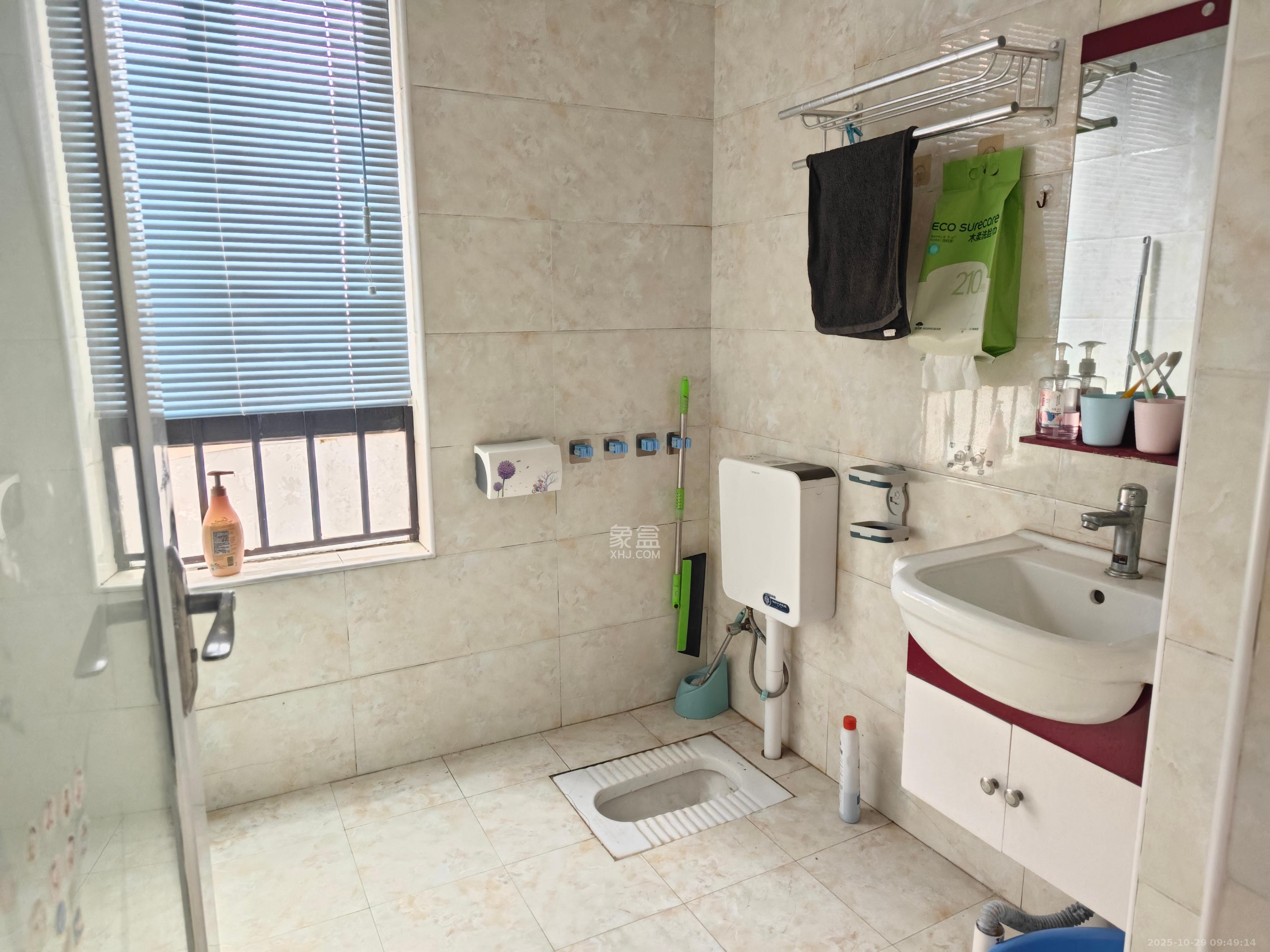 长沙县公安局单位房  1室2厅1卫    1500.0元/月室内图