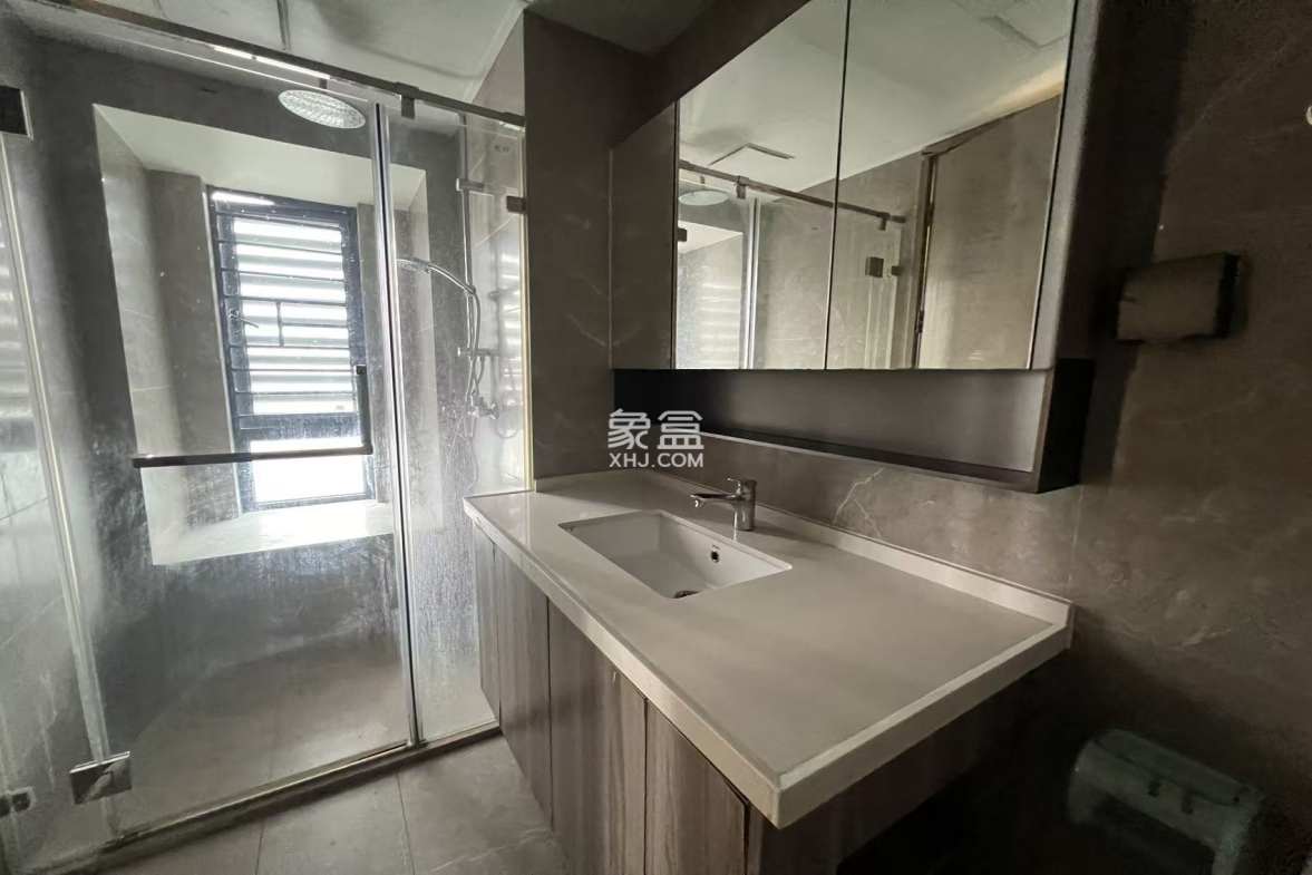 华润海口时光里 4室2厅2卫 5300.0元/月 华润海口时光里 4室2厅2卫 5300.0元/月室内图