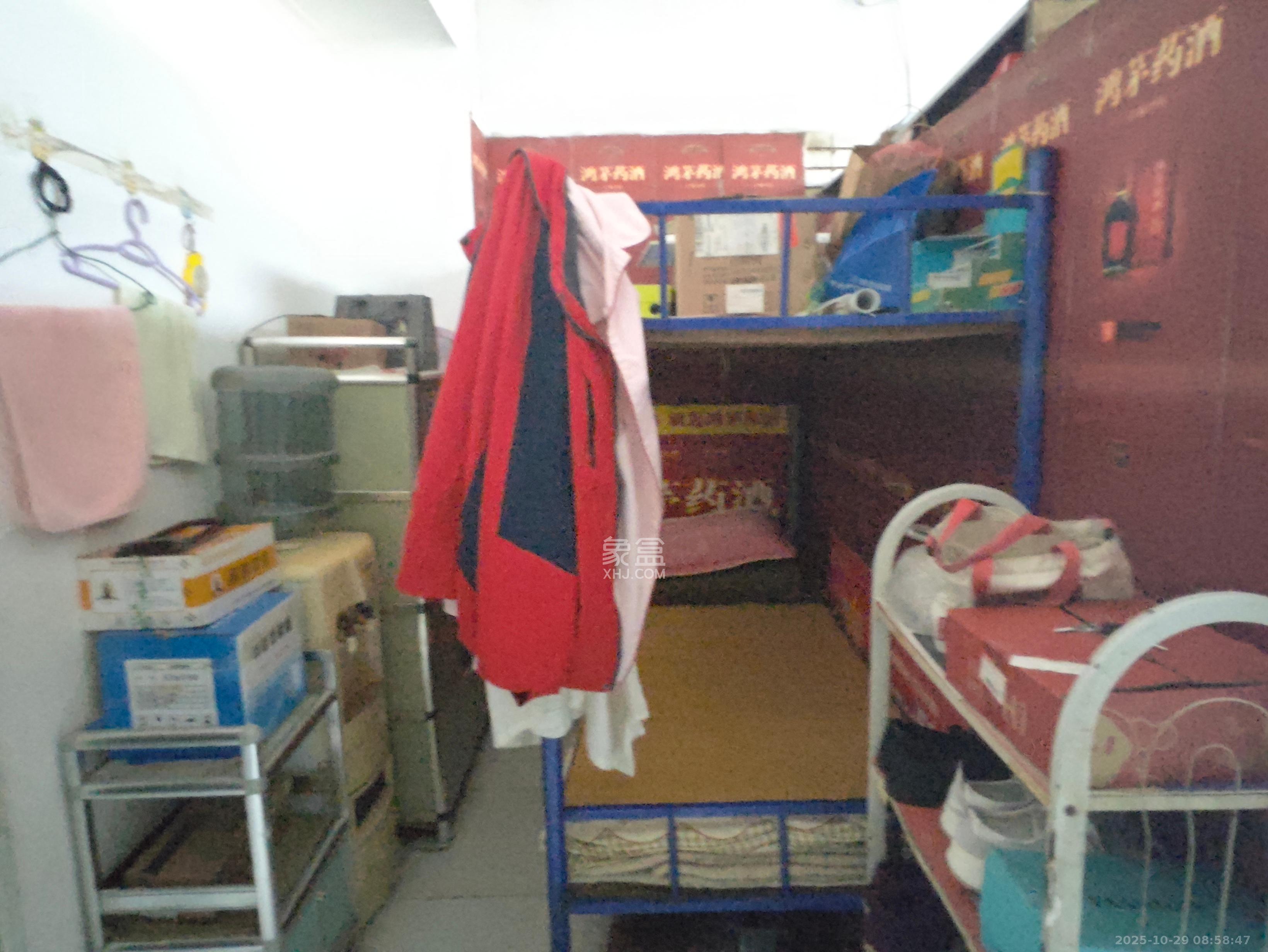 长征花园   106.32㎡      8200.0元/月室内图