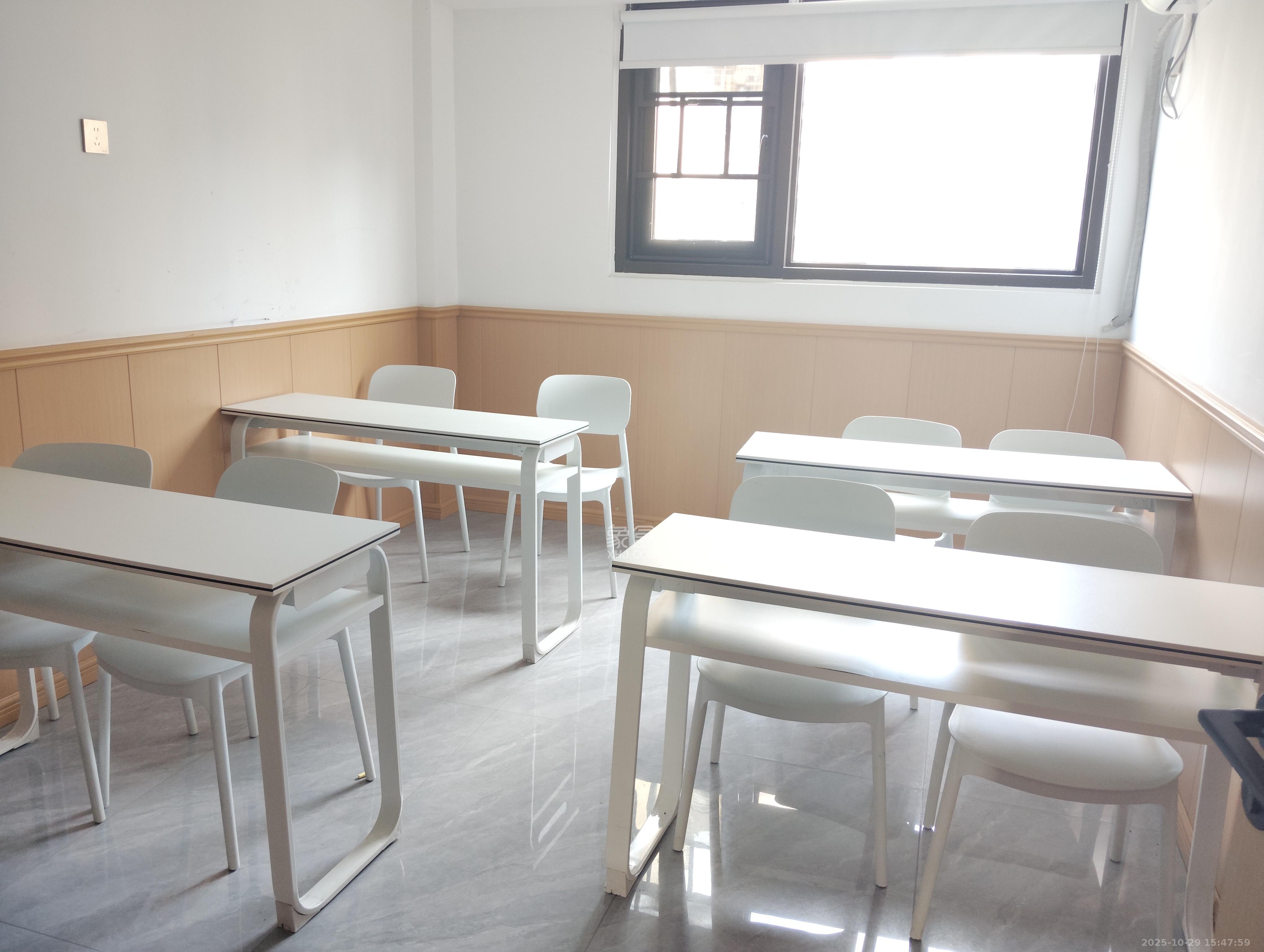 明昇壹城（明昇时代广场）二期   92.18㎡      4950.0元/月室内图