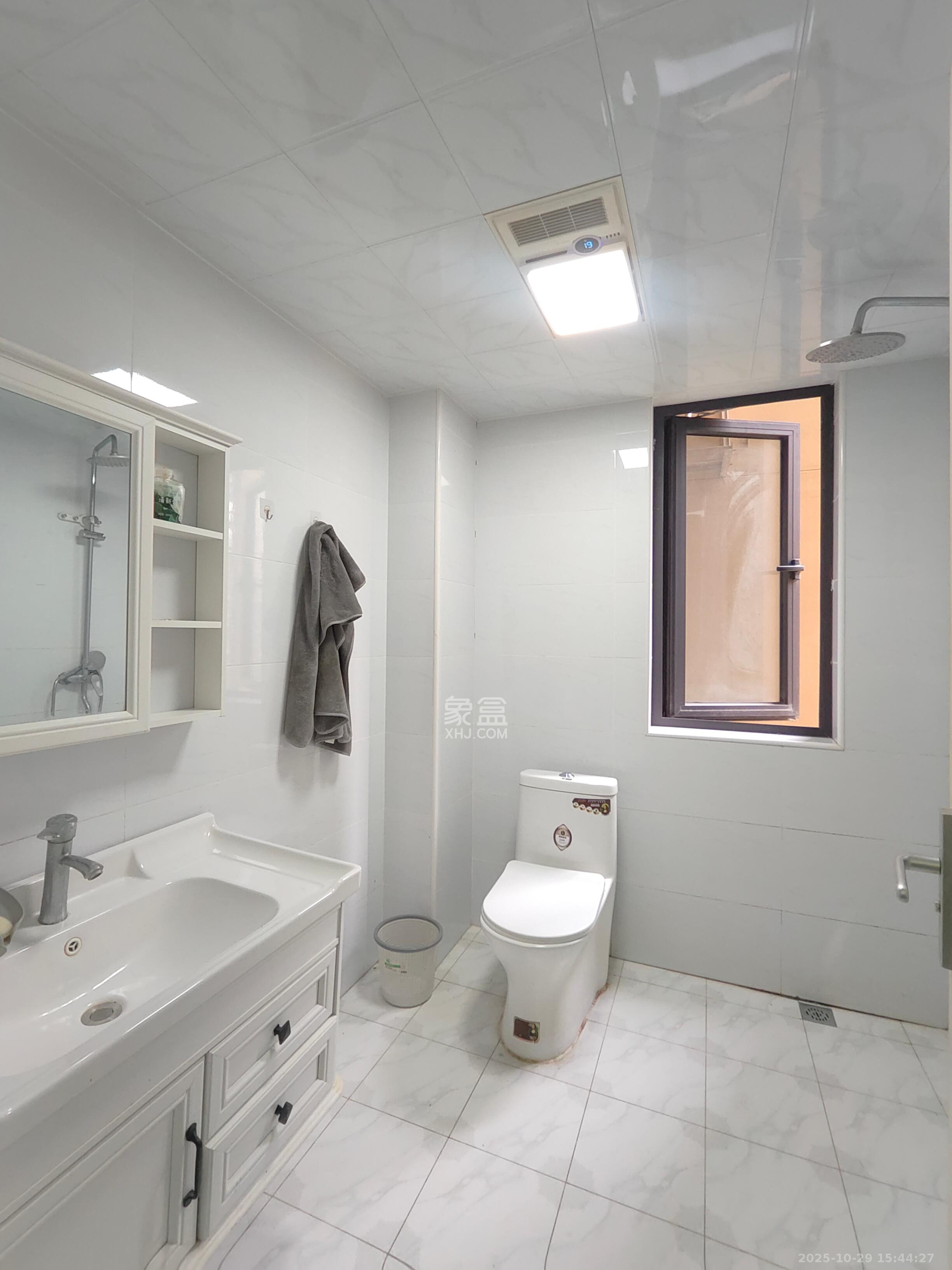 勤诚达境界城  4室2厅2卫    2500.0元/月 勤诚达境界城  4室2厅2卫    2500.0元/月室内图