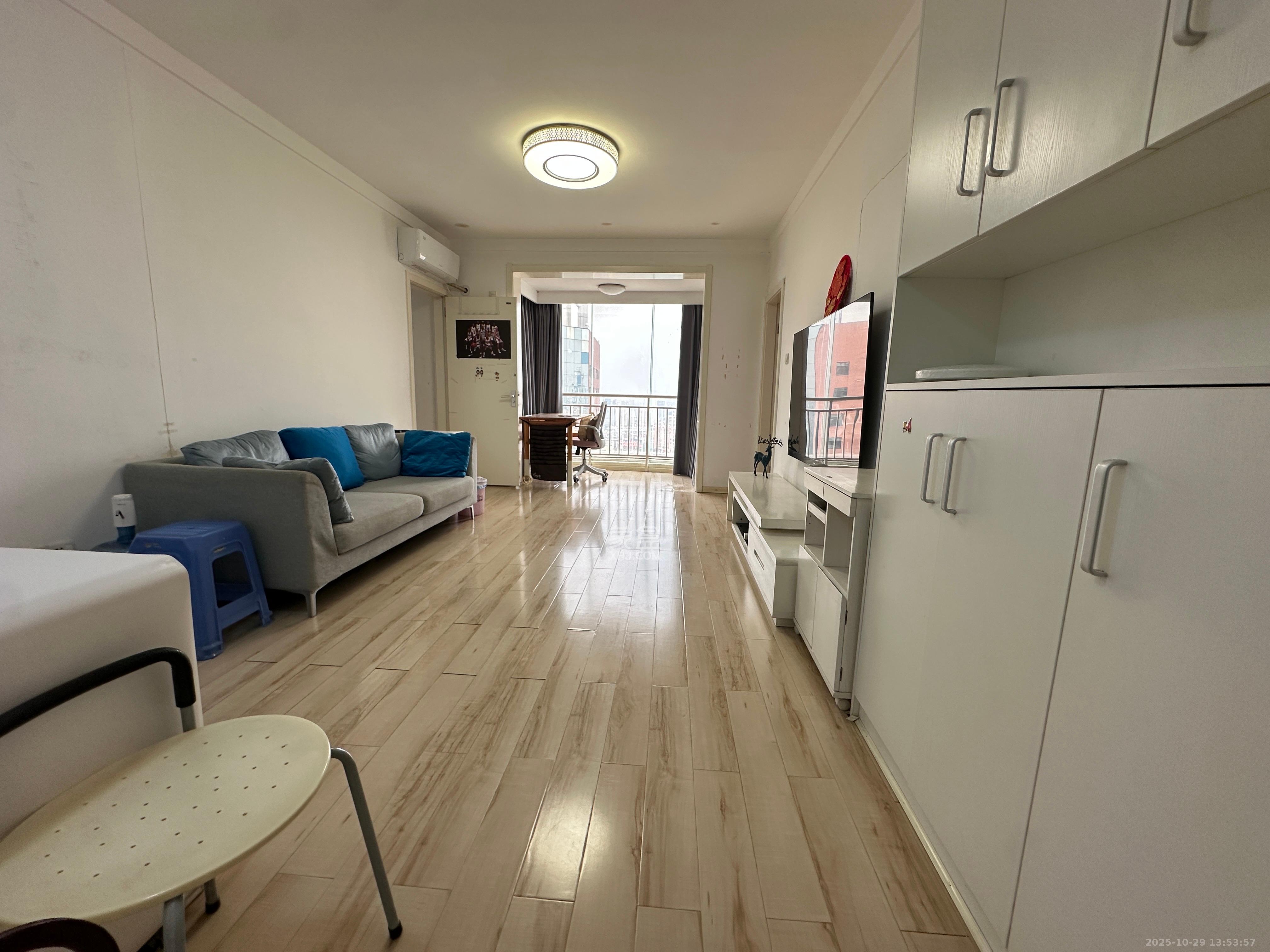 芙蓉公馆  2室2厅1卫    2800.0元/月