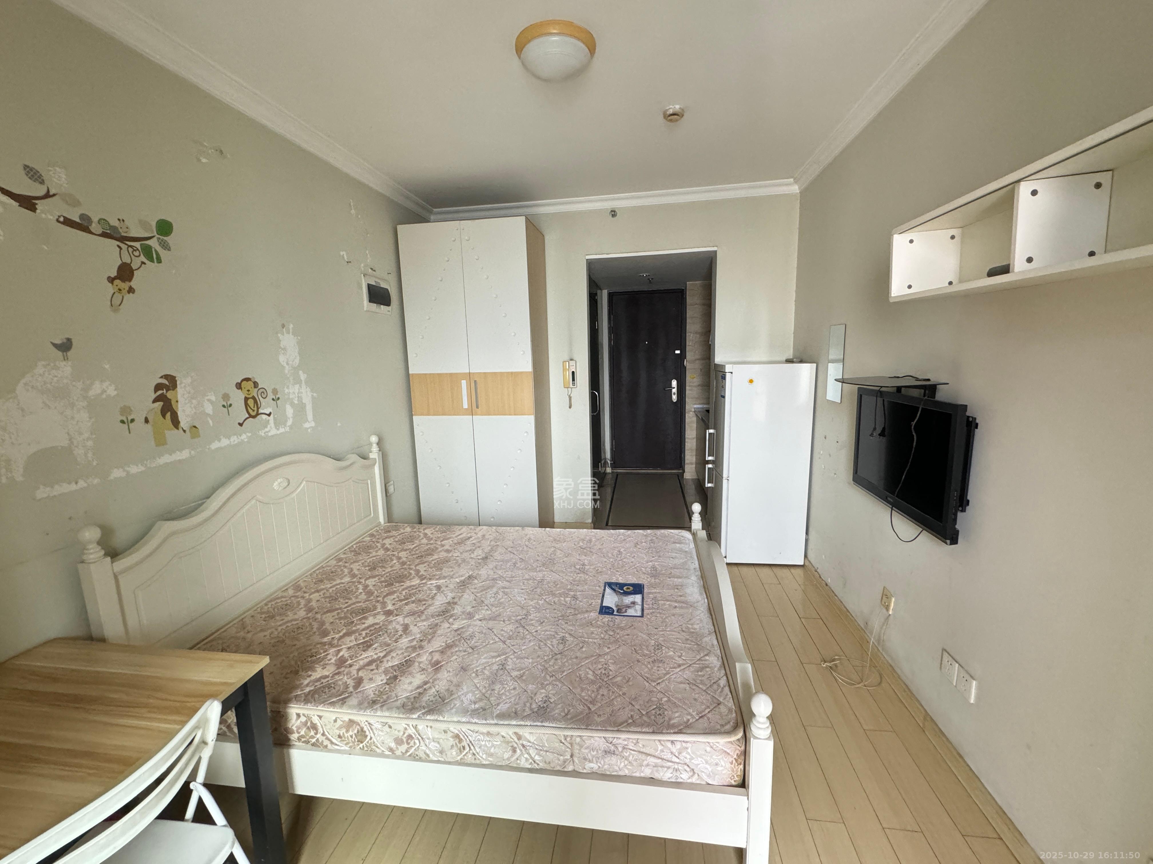 万科金域华府一期  1室1厅1卫    1200.0元/月室内图