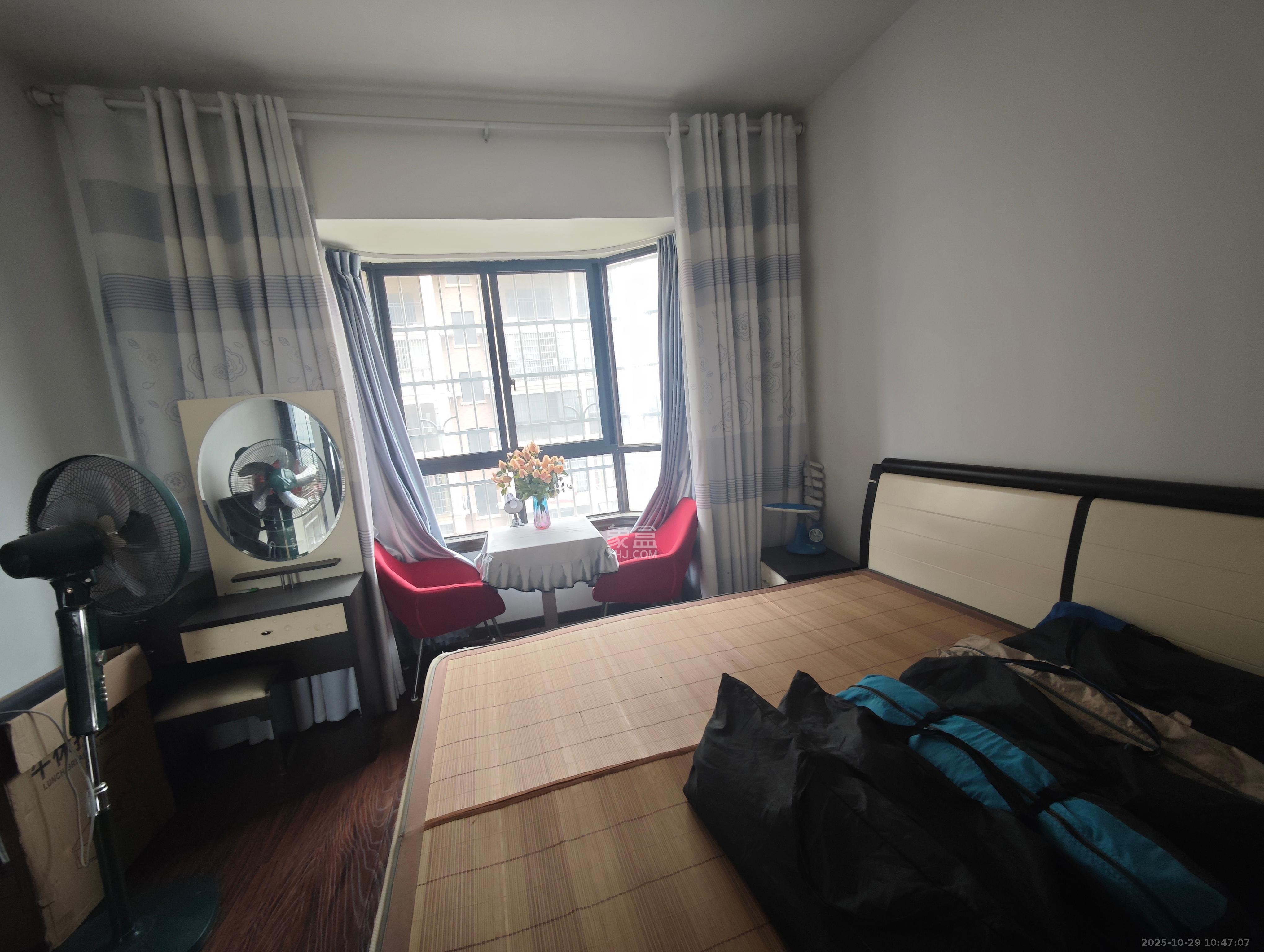 潭邵佳园  4室2厅2卫    45.8万 潭邵佳园  4室2厅2卫    45.8万其他