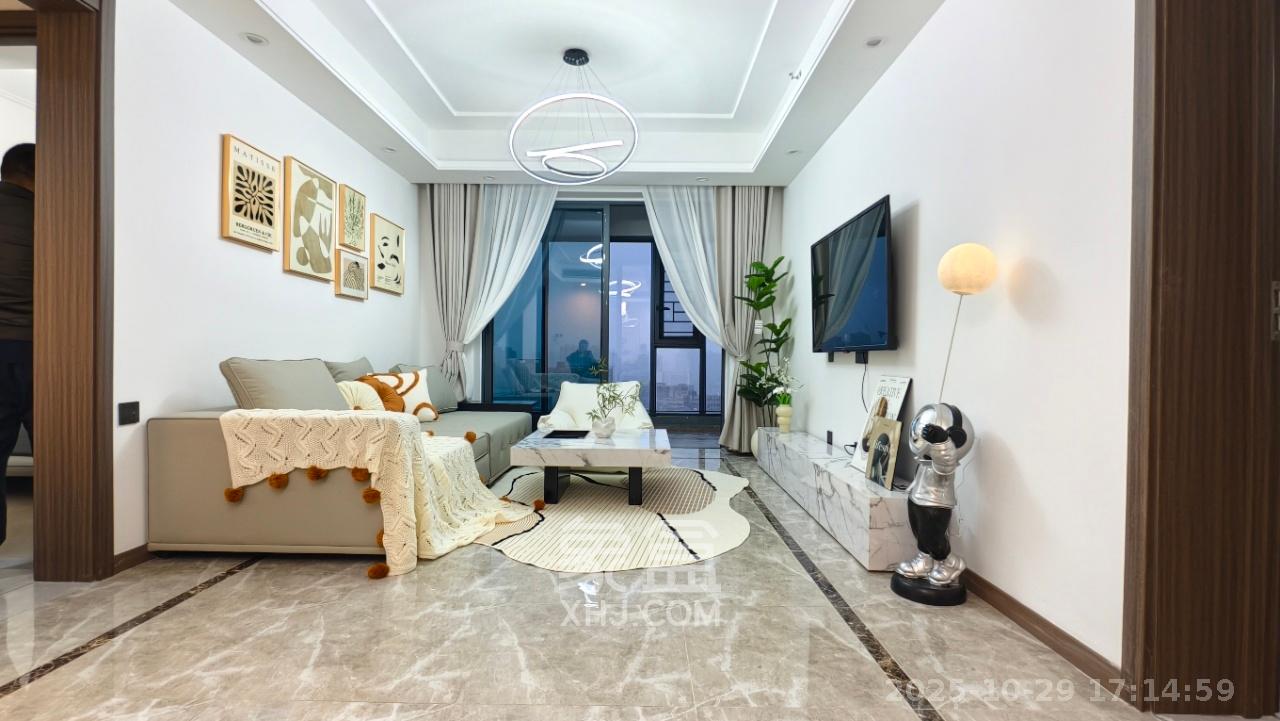 绿地V岛  3室2厅2卫    4200.0元/月 绿地V岛  3室2厅2卫    4200.0元/月室内图