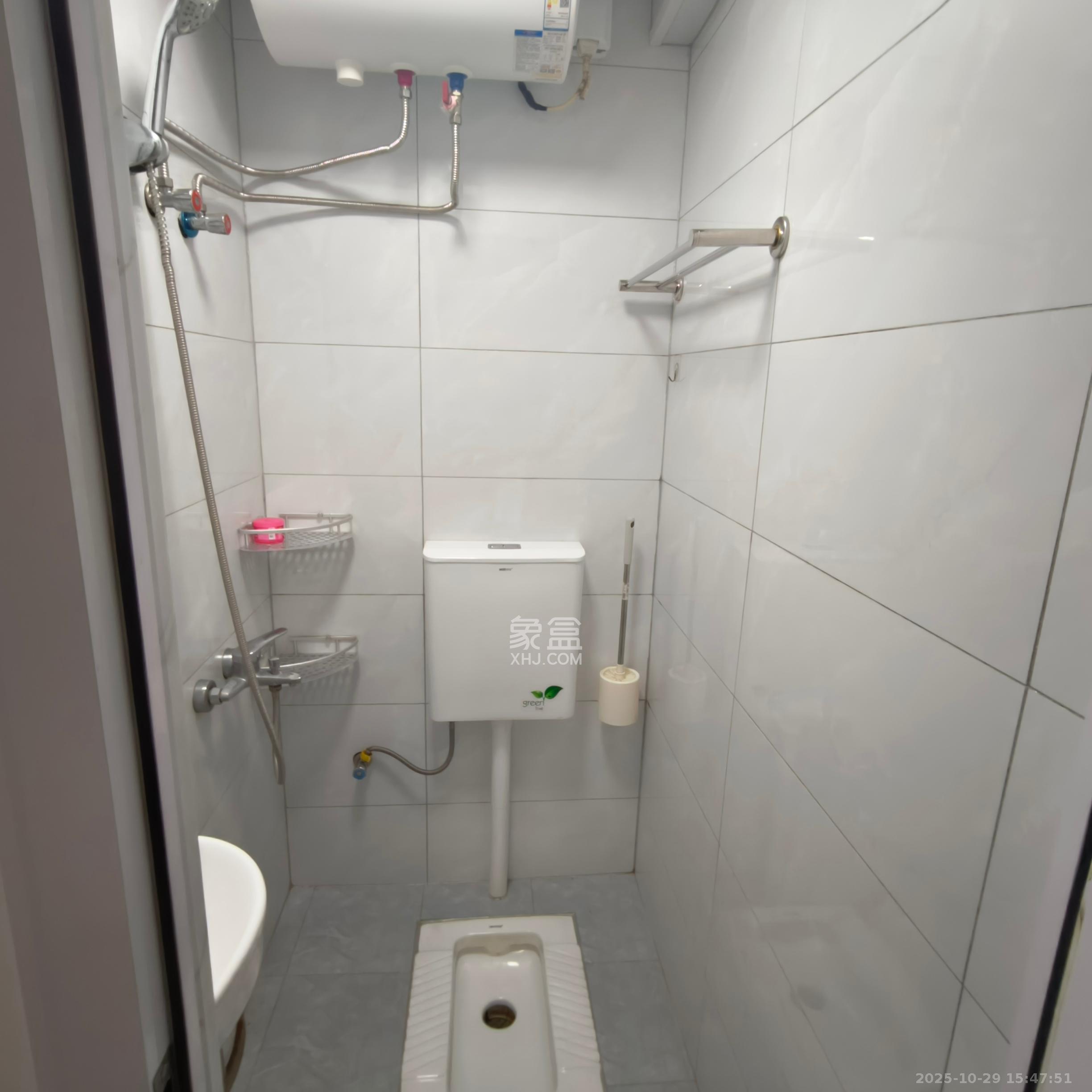 桥头家苑一期 1室1厅1卫 1000.0元/月 桥头家苑一期 1室1厅1卫 1000.0元/月室内图