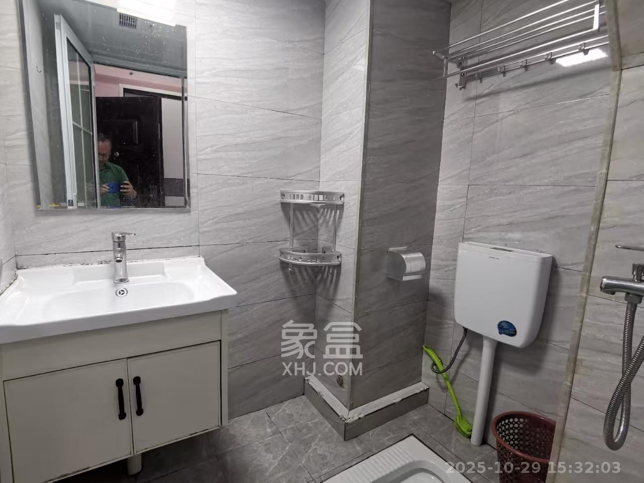 金房奥斯卡  1室1厅1卫    1100.0元/月 金房奥斯卡  1室1厅1卫    1100.0元/月室内图