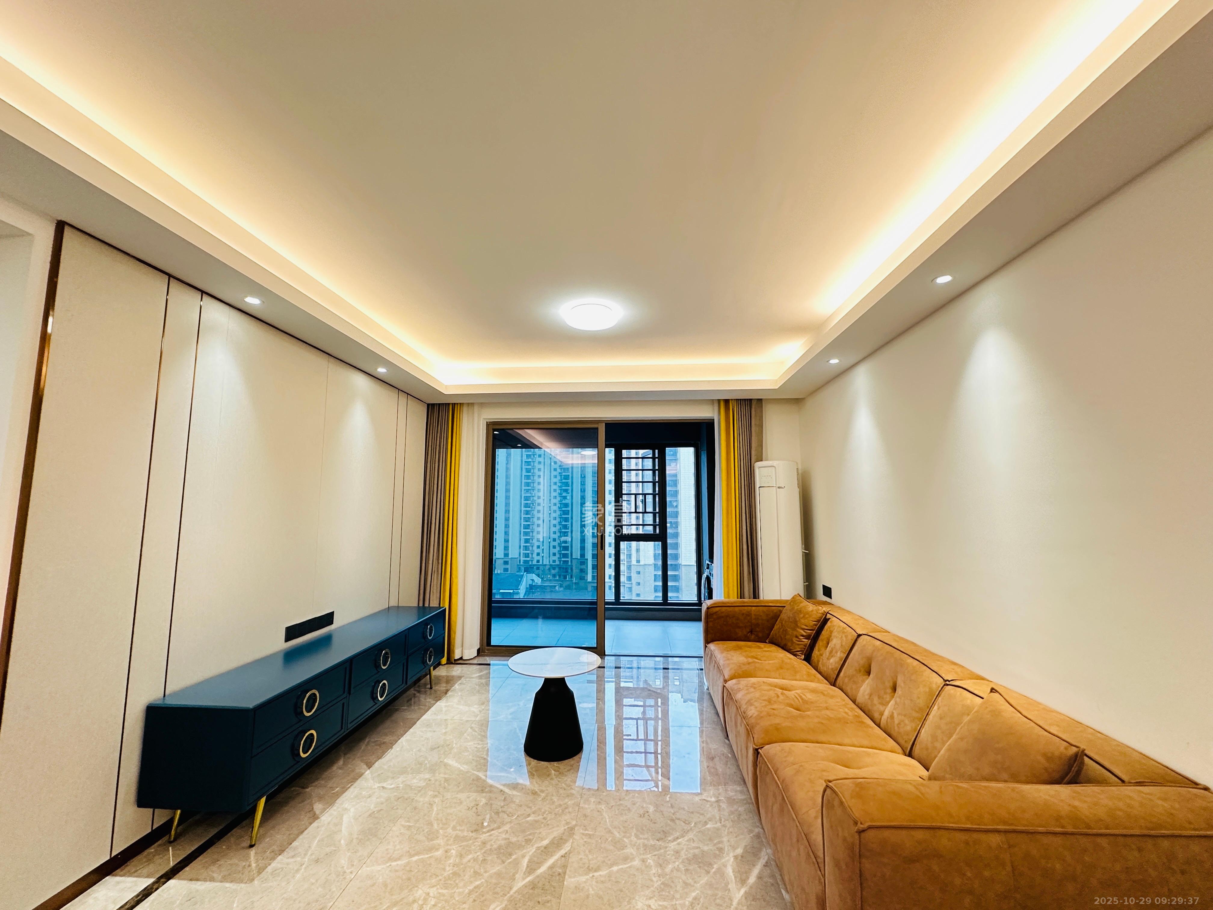 旭辉雨花郡  1室0厅0卫    3800.0元/月