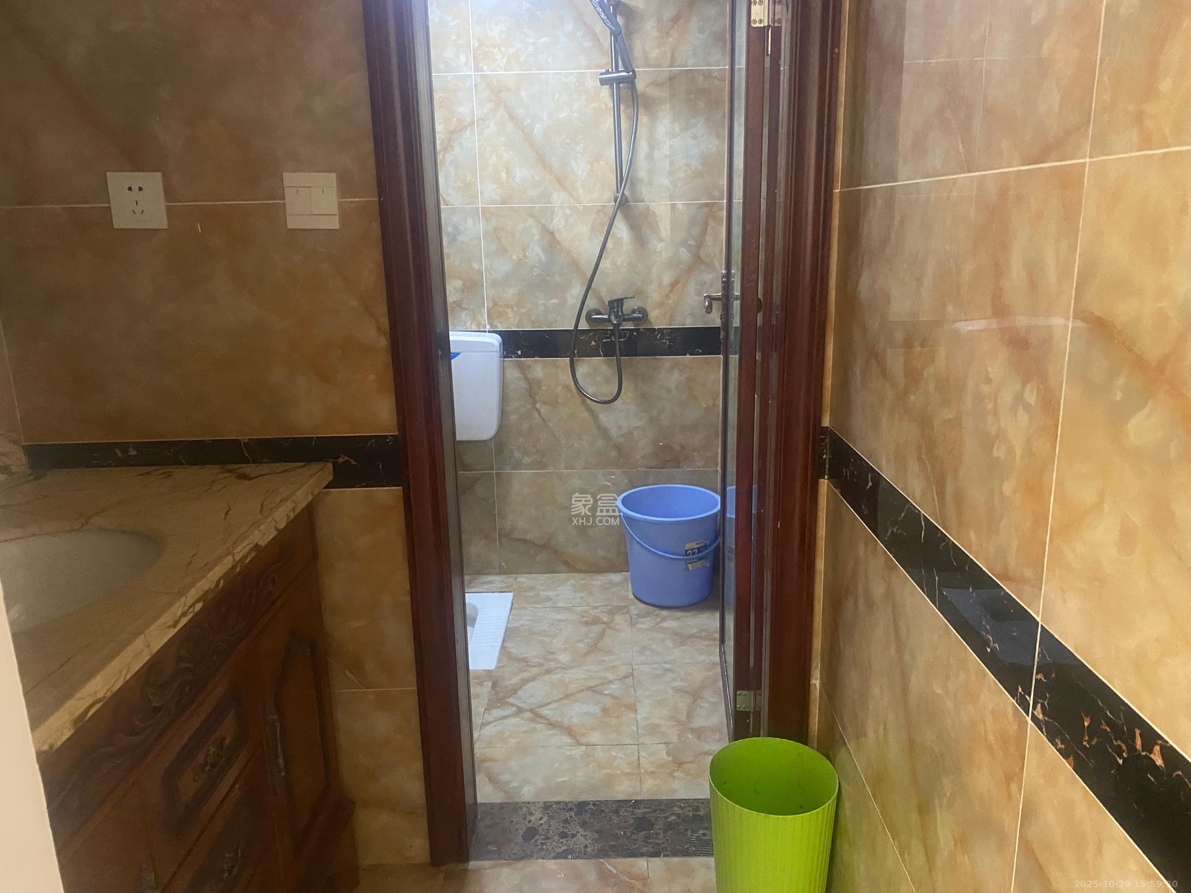 BOBO天下城（CTA财富中心）  3室2厅2卫    3000.0元/月室内图